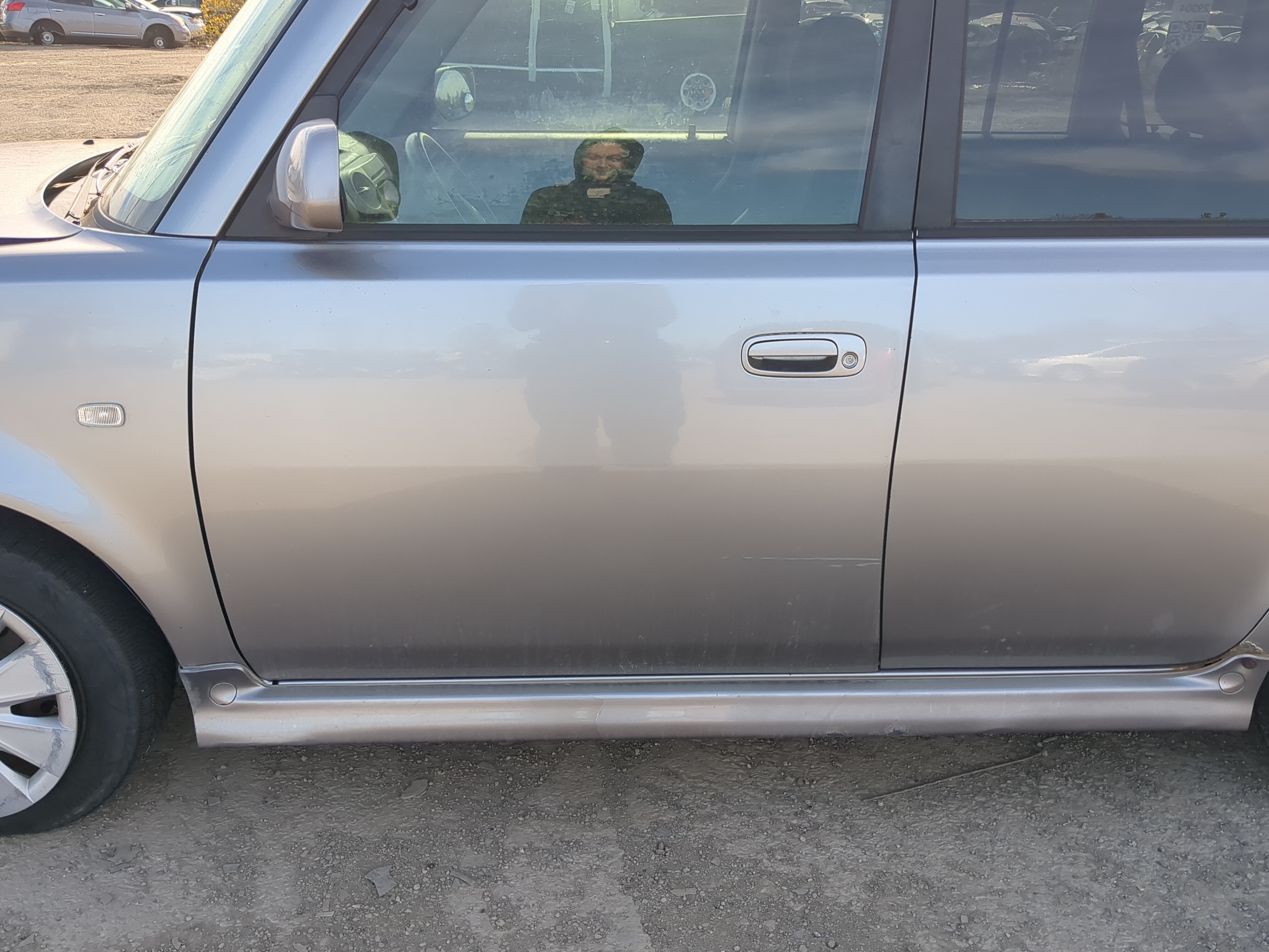 2004-2006 Scion Xb Driver Front Door Oem 1219740 - Oemusedautoparts1.com