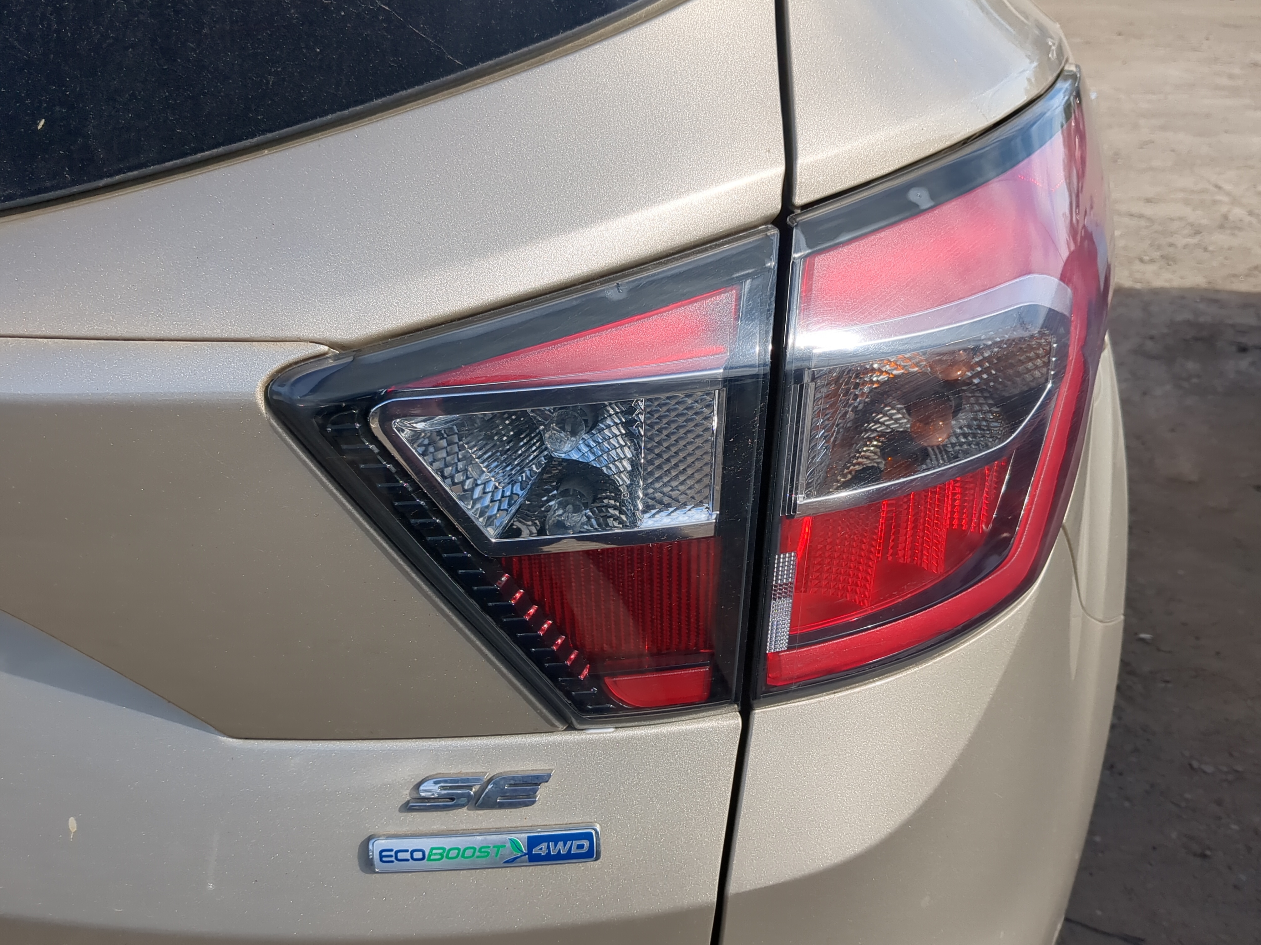 Tail Lights 2017 FORD ESCAPE - Oemusedautoparts1.com