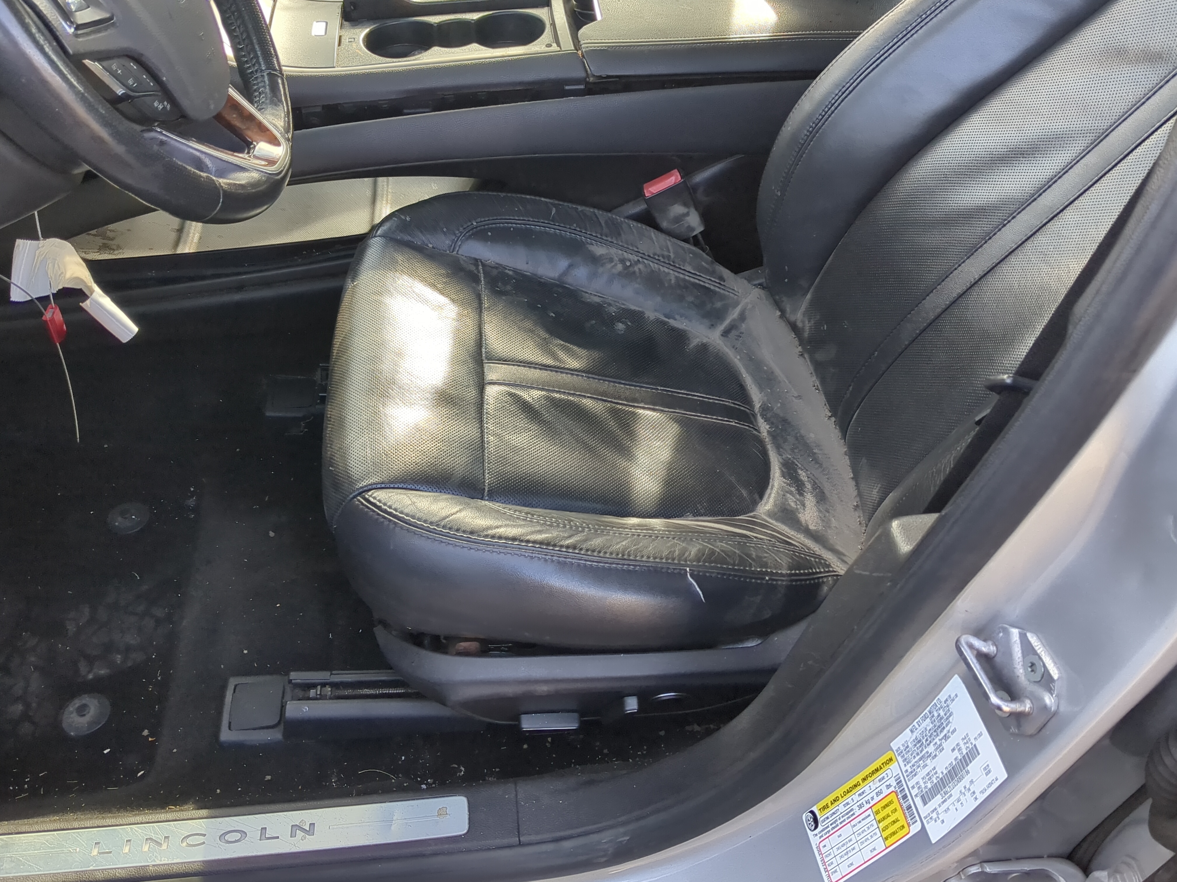 2013-2014 Lincoln Mkz Driver Front Seat Oem 1220091 - Oemusedautoparts1.com