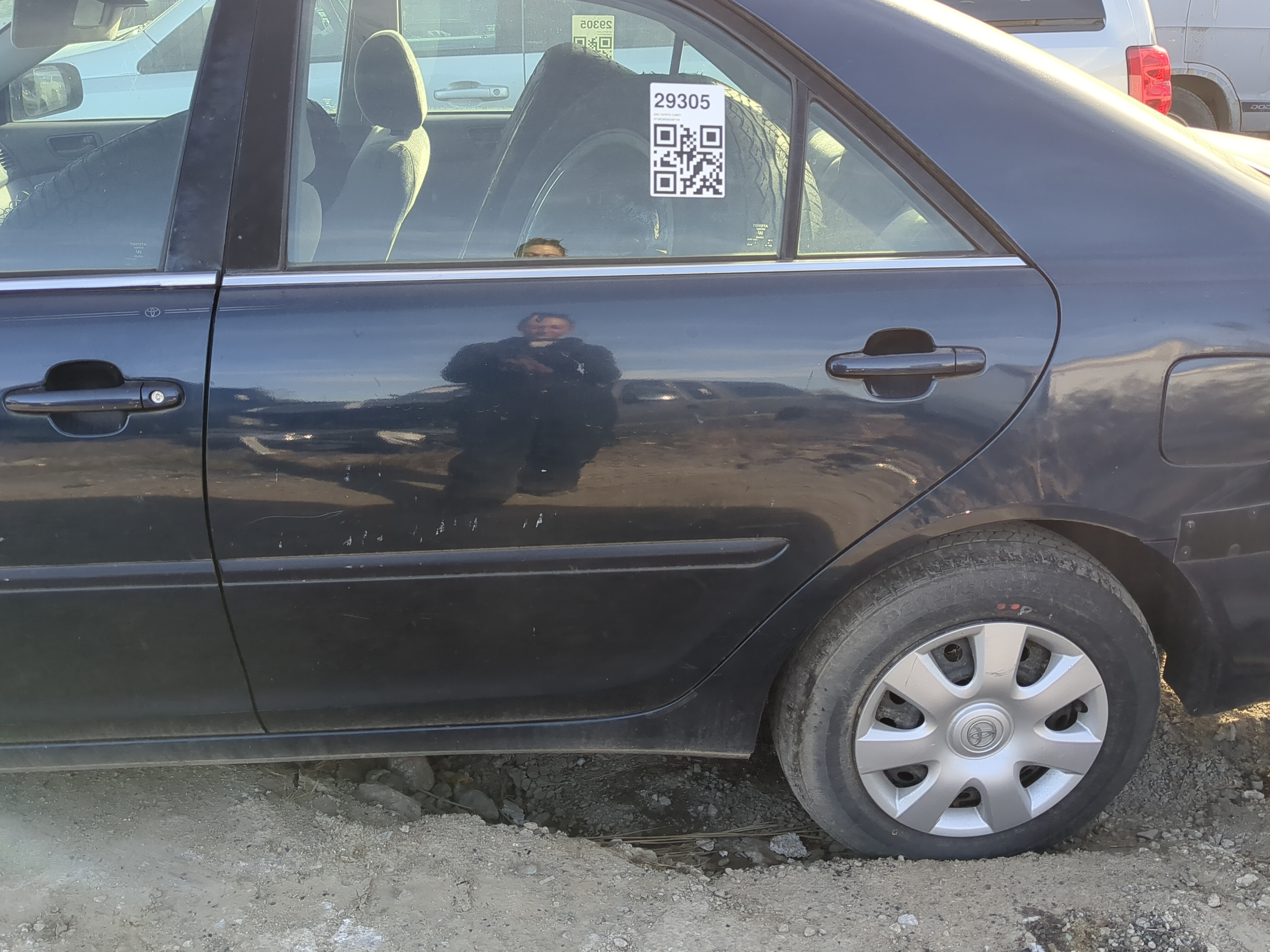 2002-2006 Toyota Camry Driver Rear Door Oem 1220240 - Oemusedautoparts1.com