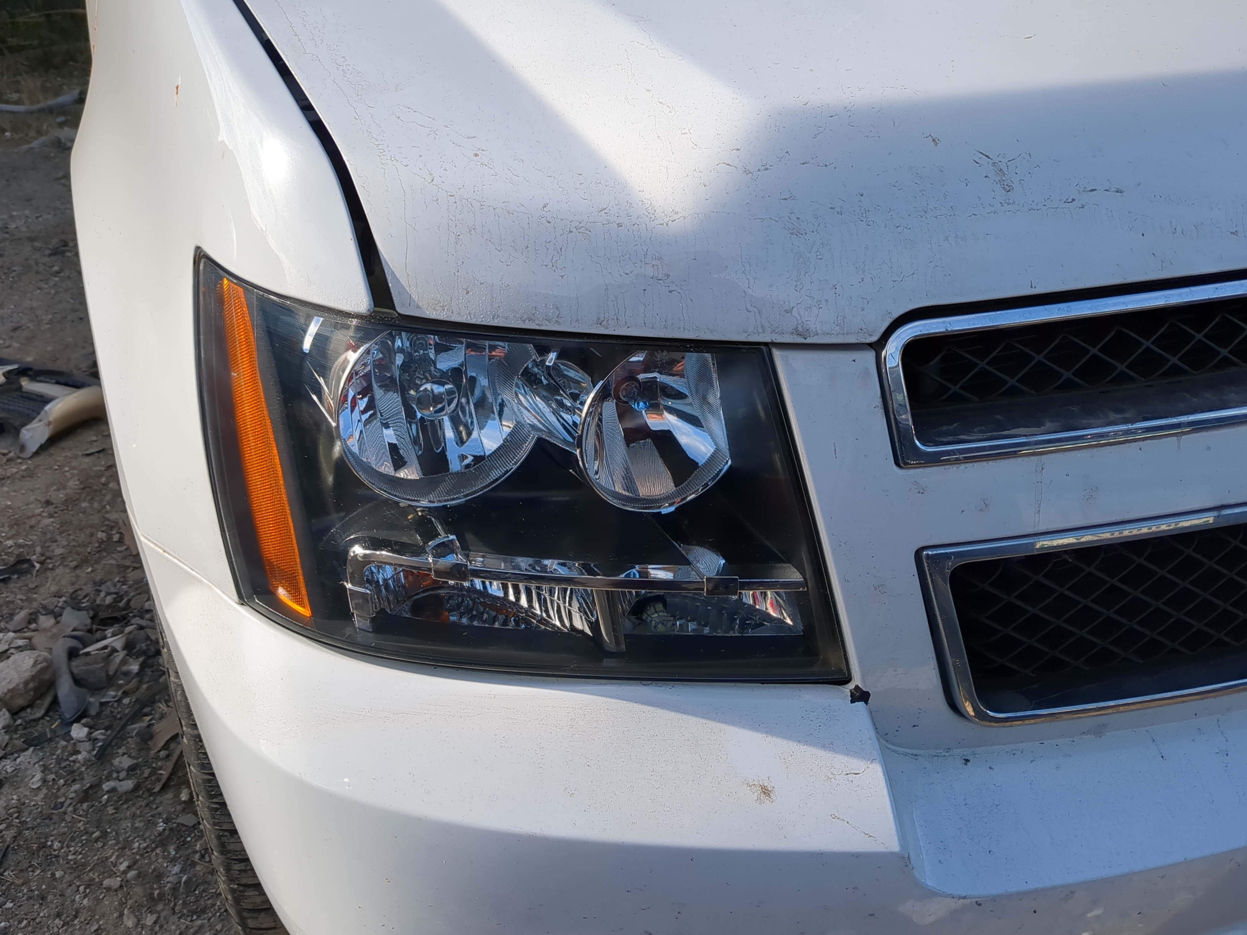 2007-2014 Chevrolet Tahoe Passenger Right Oem Head Light Headlight Lamp 1220366 - Oemusedautoparts1.com