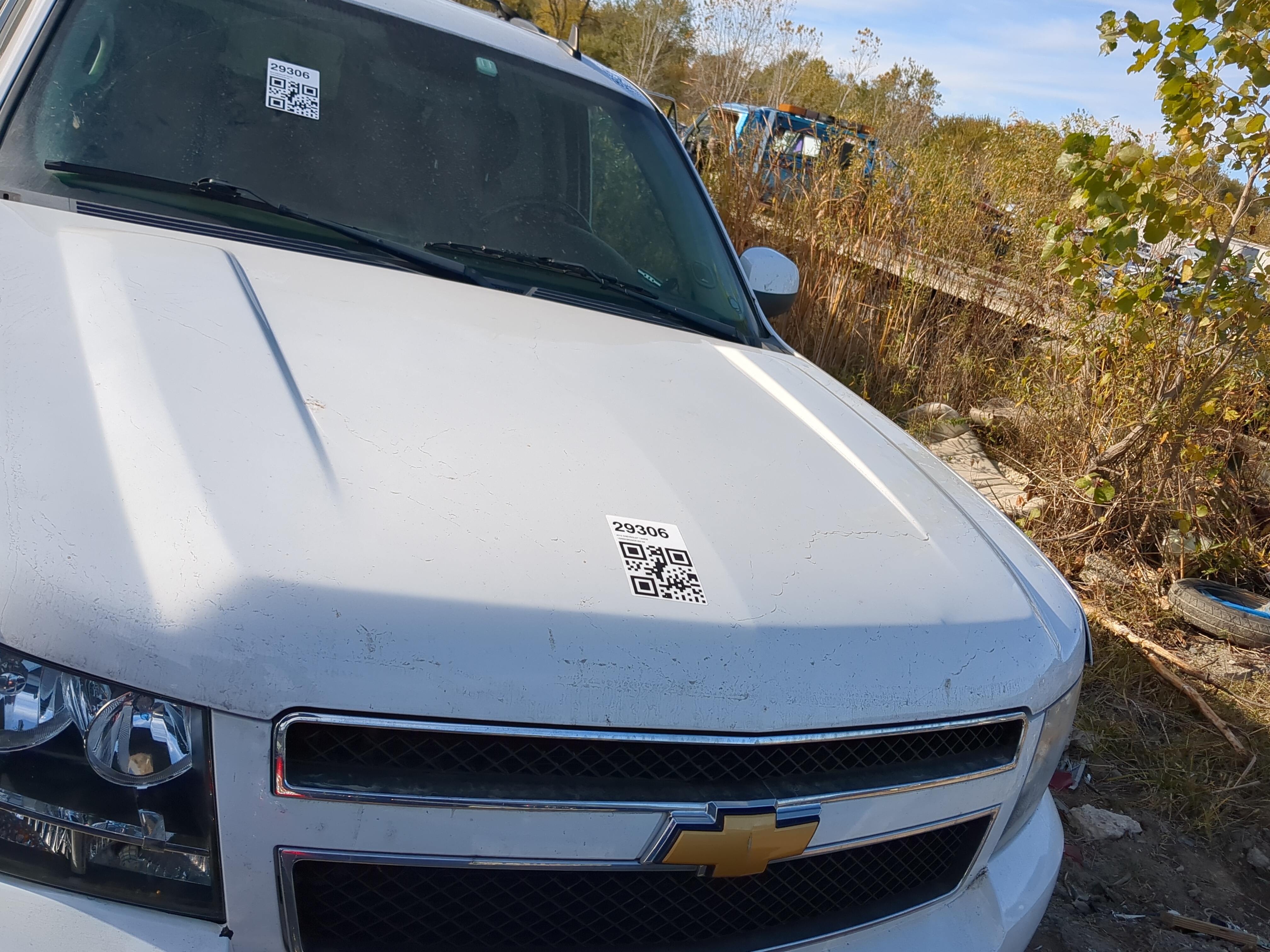 2007-2014 Chevrolet Tahoe Hood Oem 1220495 - Oemusedautoparts1.com