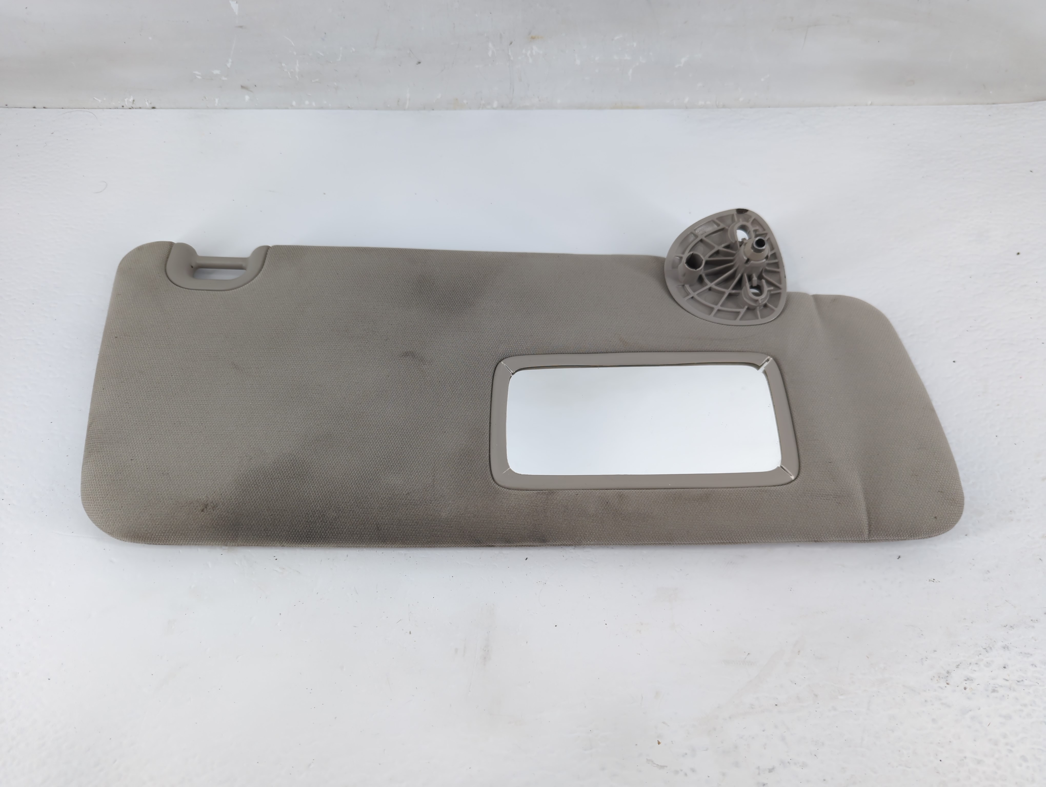 2013-2022 Ram 1500 Passenger Sun Visor Mirror Right Sunvisor Grey 1220530 - Oemusedautoparts1.com