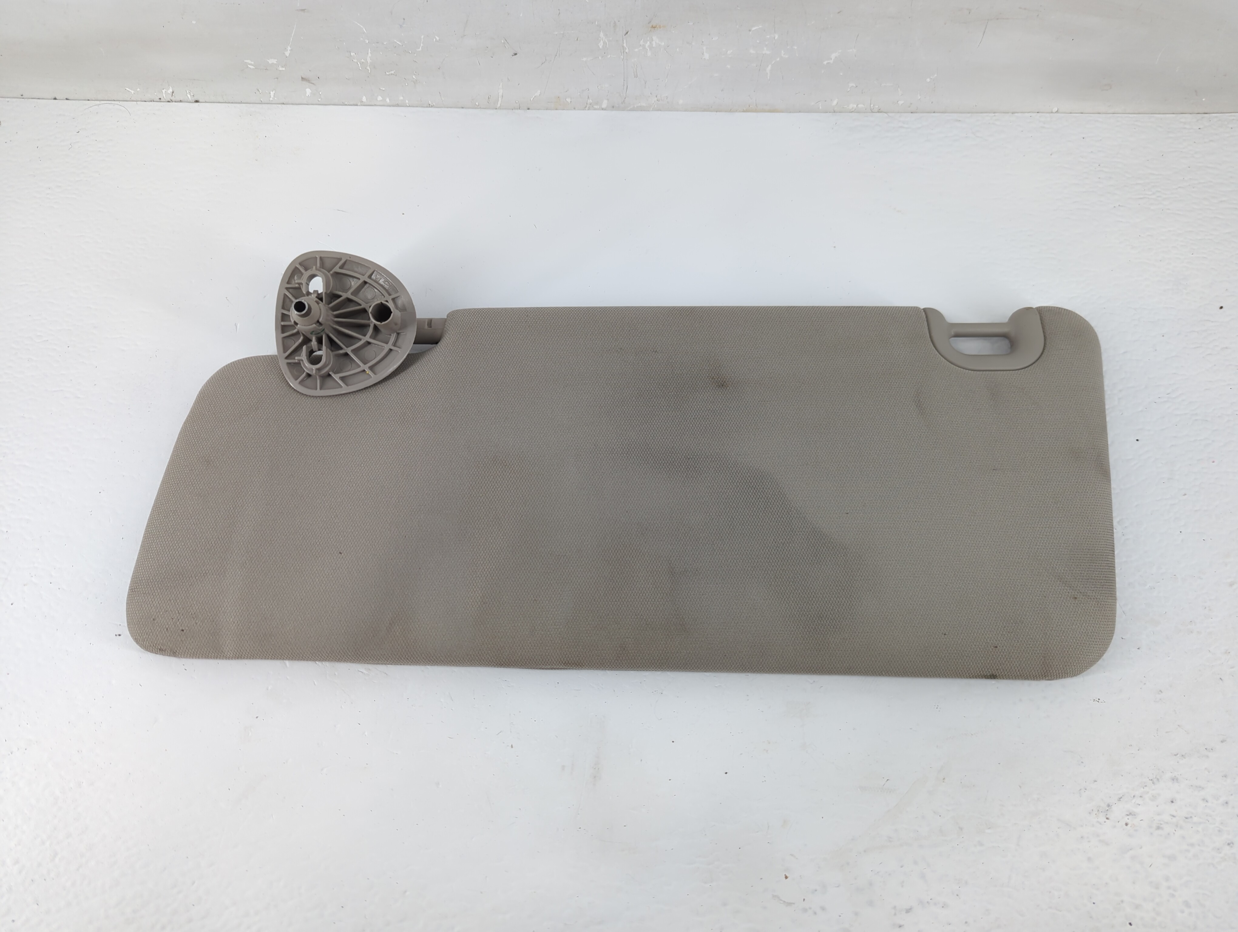 Dodge Ram 1500 Driver Sun Visor Mirror Left Sunvisor Grey 1220532 - Oemusedautoparts1.com