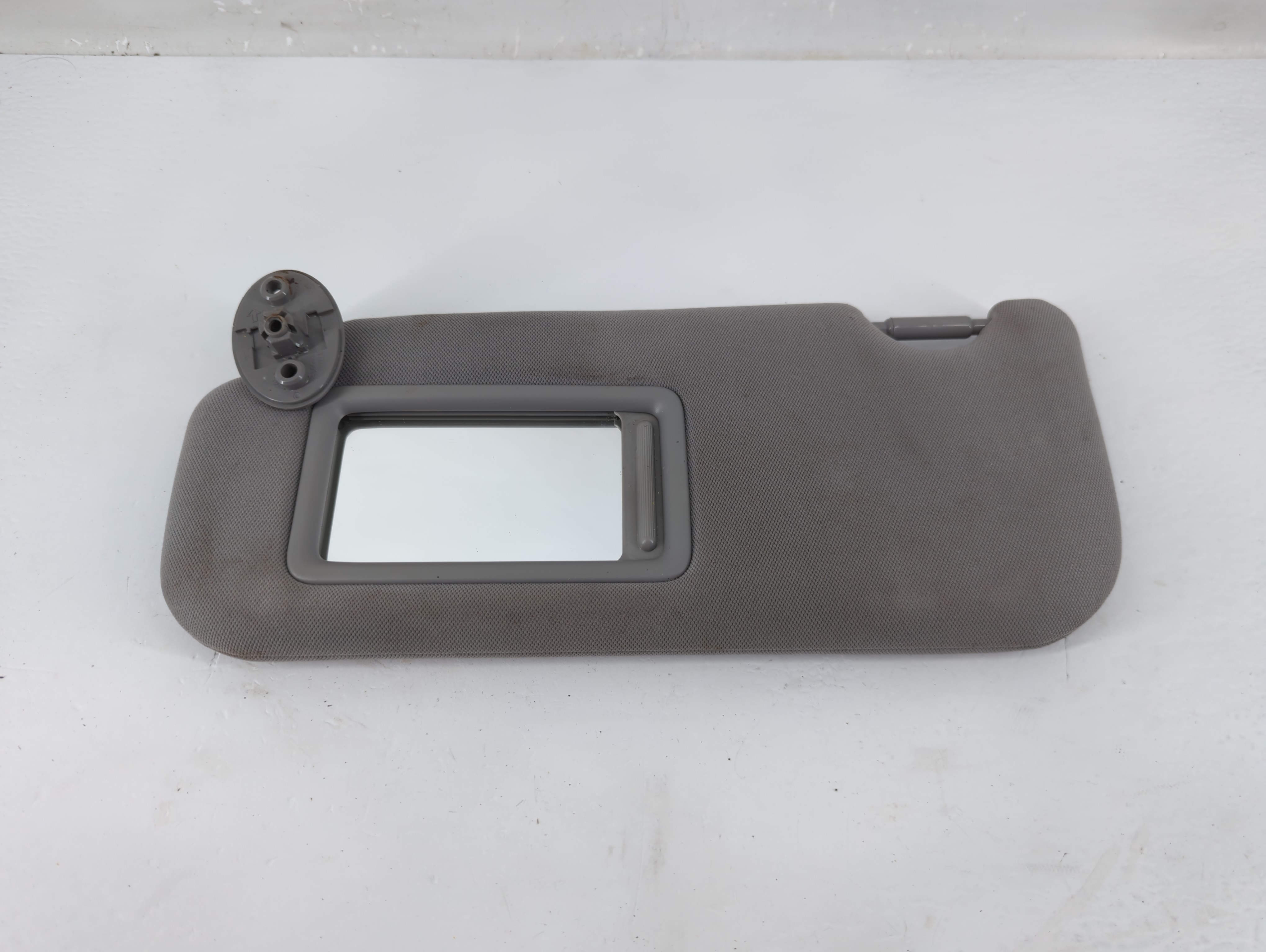 2018-2022 Toyota Camry Driver Sun Visor Mirror Left Sunvisor Grey 1220533 - Oemusedautoparts1.com