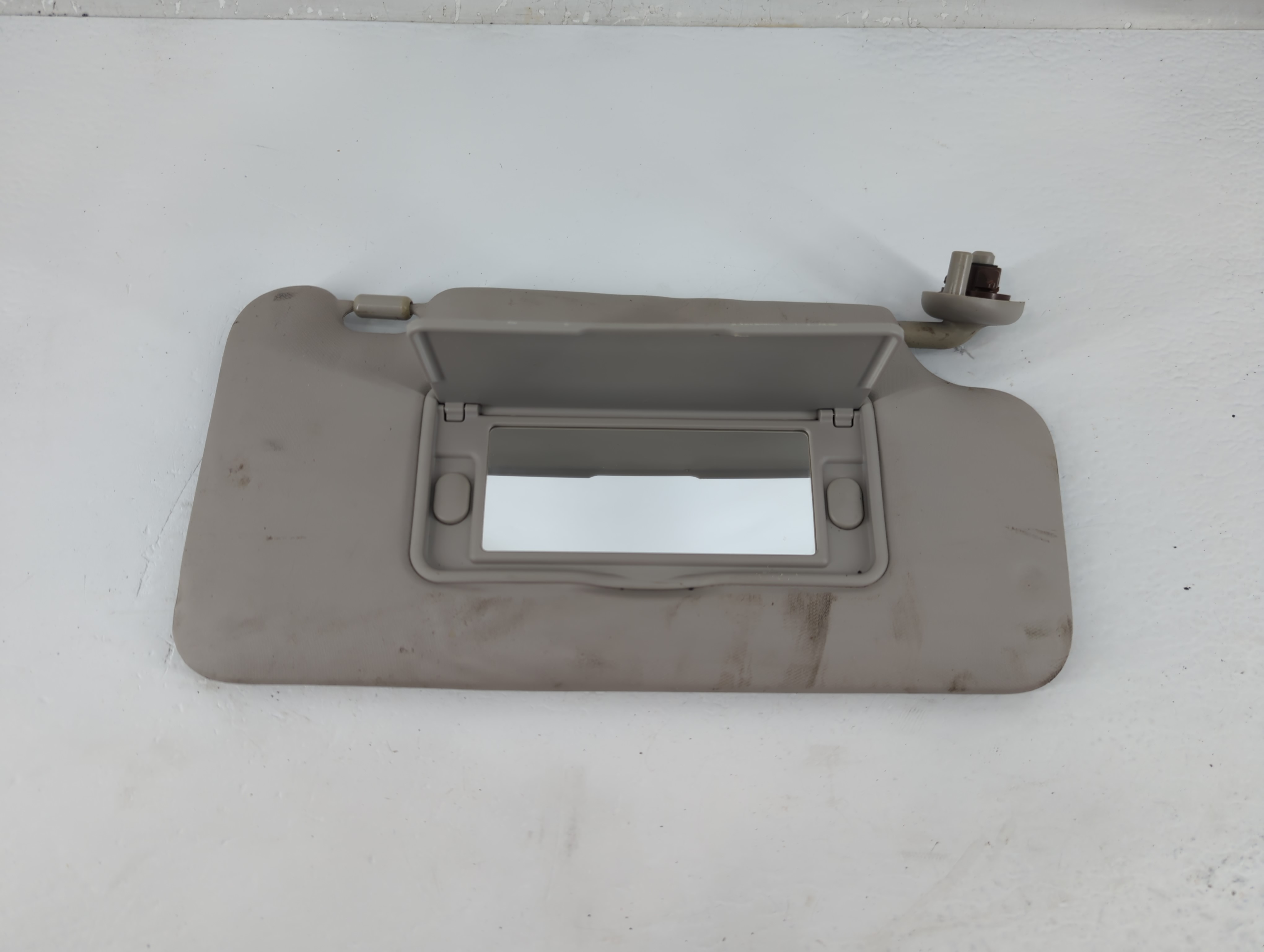 2015-2020 Honda Fit Passenger Sun Visor Mirror Right Sunvisor Grey 1220536 - Oemusedautoparts1.com