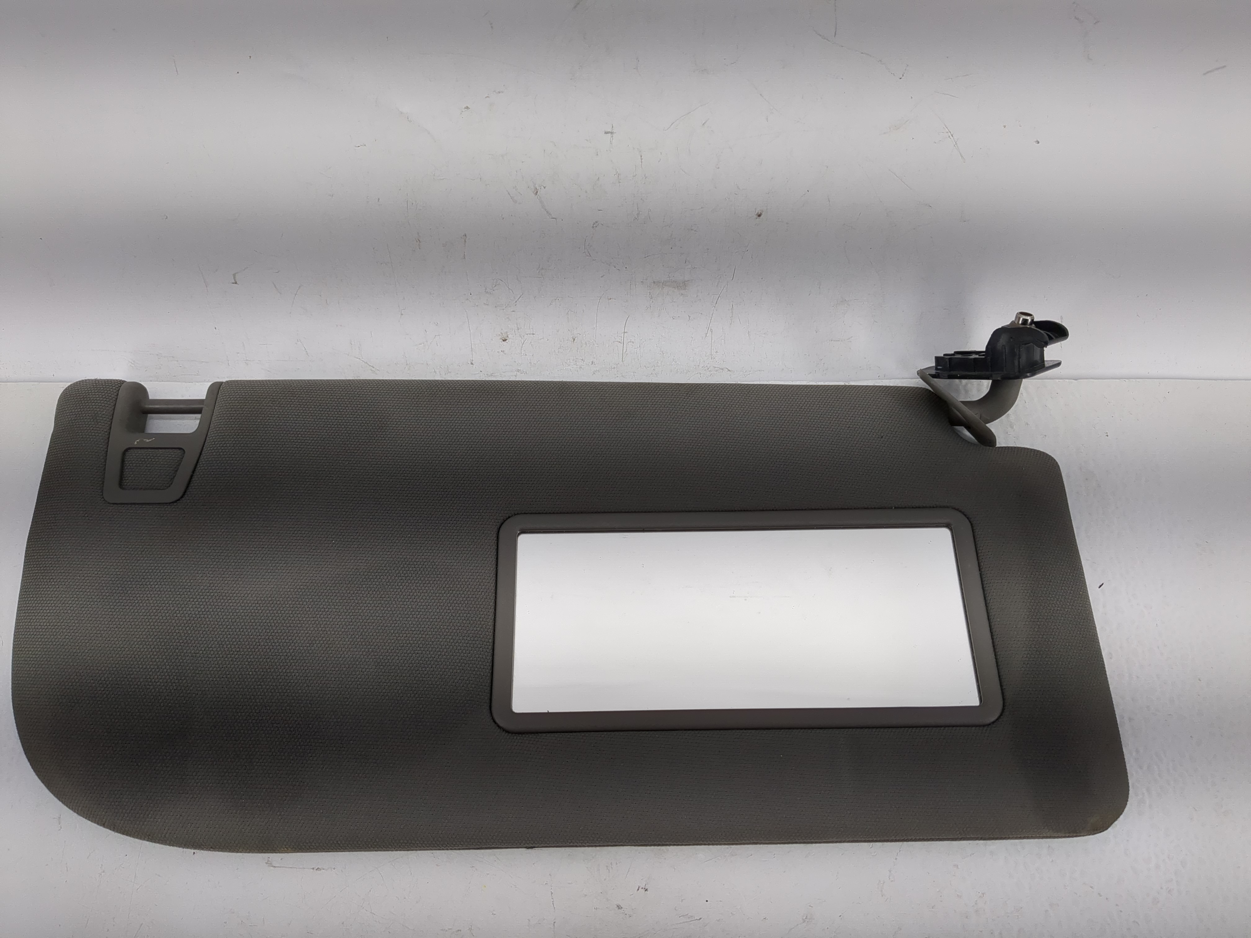 2018-2020 Ford F-150 Passenger Sun Visor Mirror Right Sunvisor Dark Grey 1220557 - Oemusedautoparts1.com