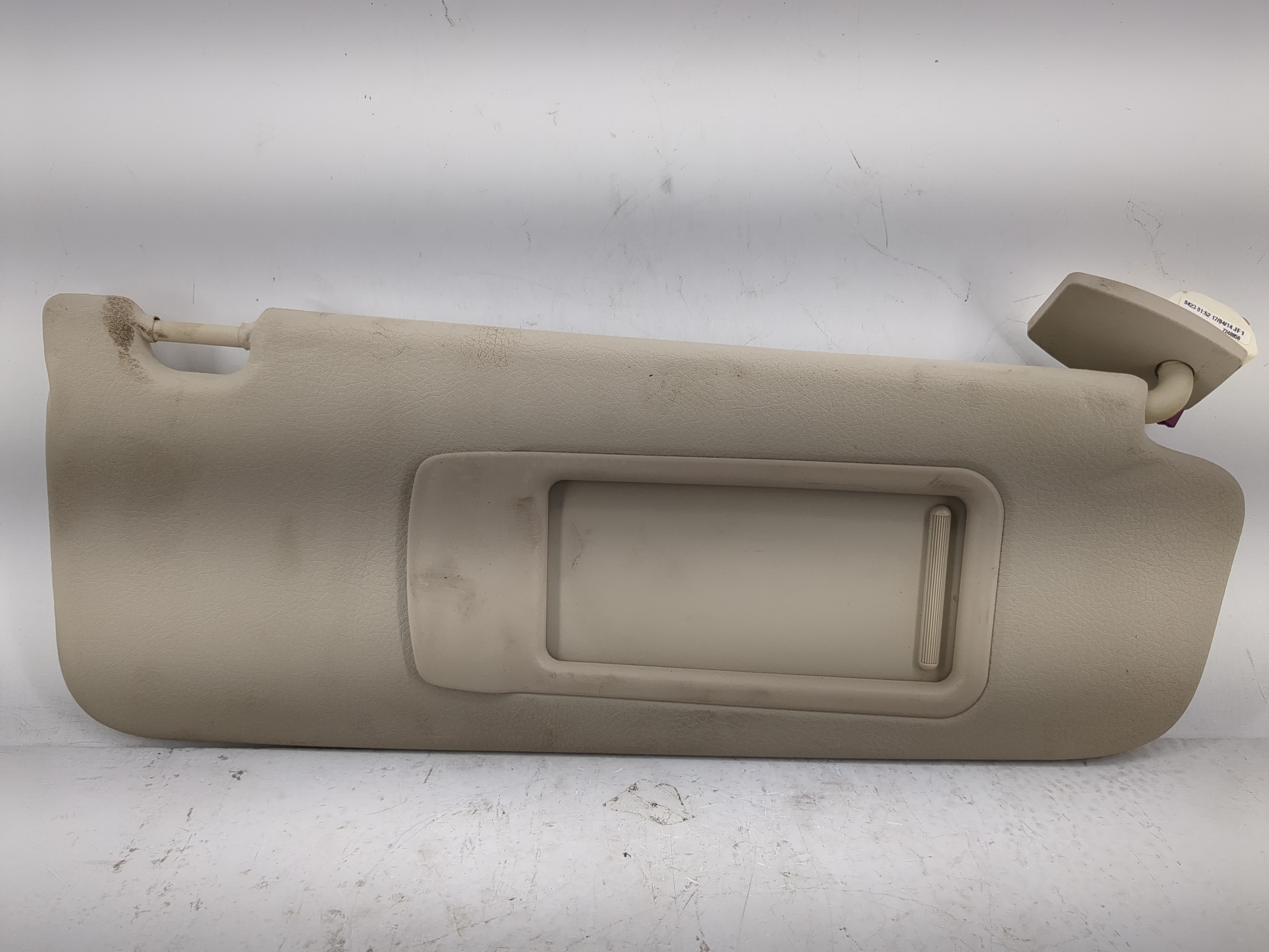 2010-2016 Bmw 535i Driver Sun Visor Mirror Left Sunvisor Beige 1220560 - Oemusedautoparts1.com