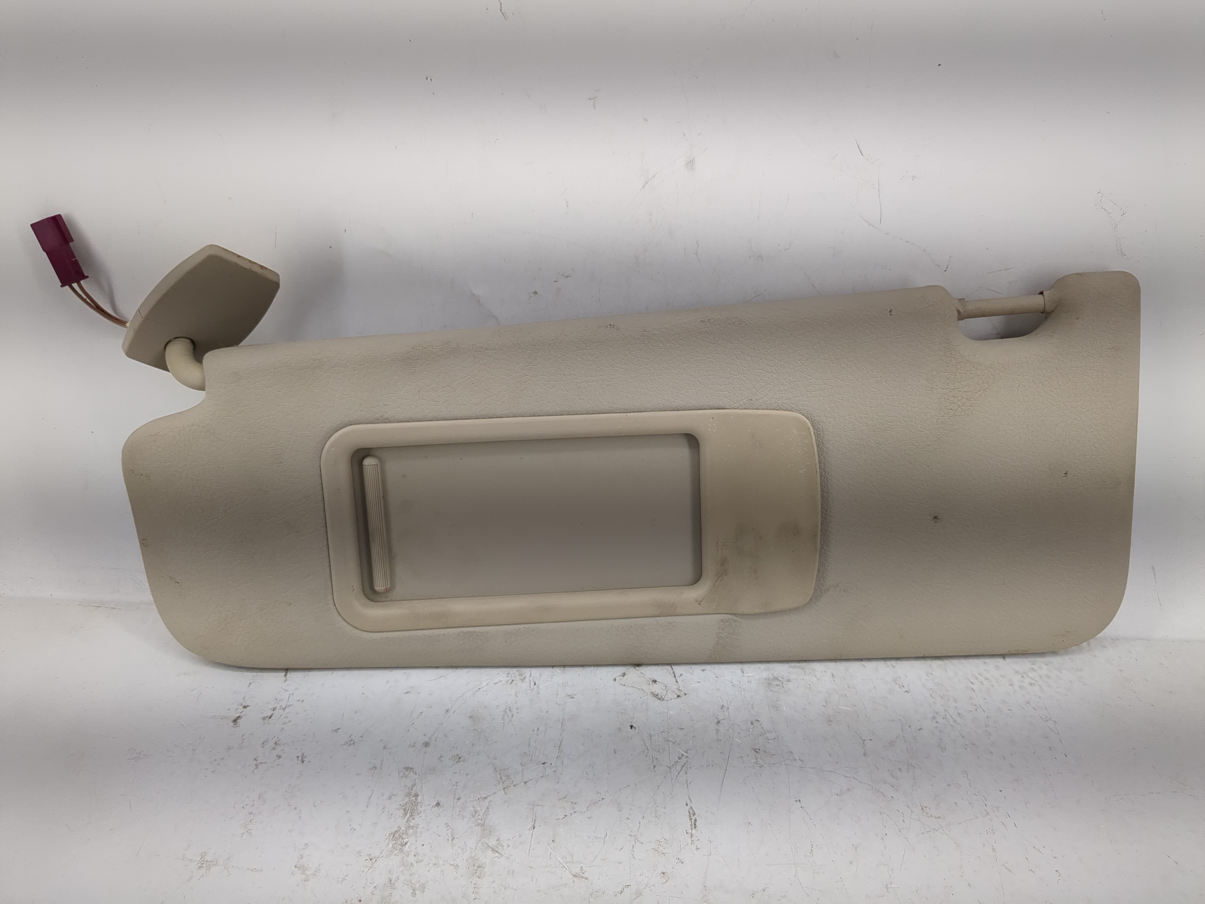 2010-2016 Bmw 535i Driver Sun Visor Mirror Left Sunvisor Beige 1220561 - Oemusedautoparts1.com