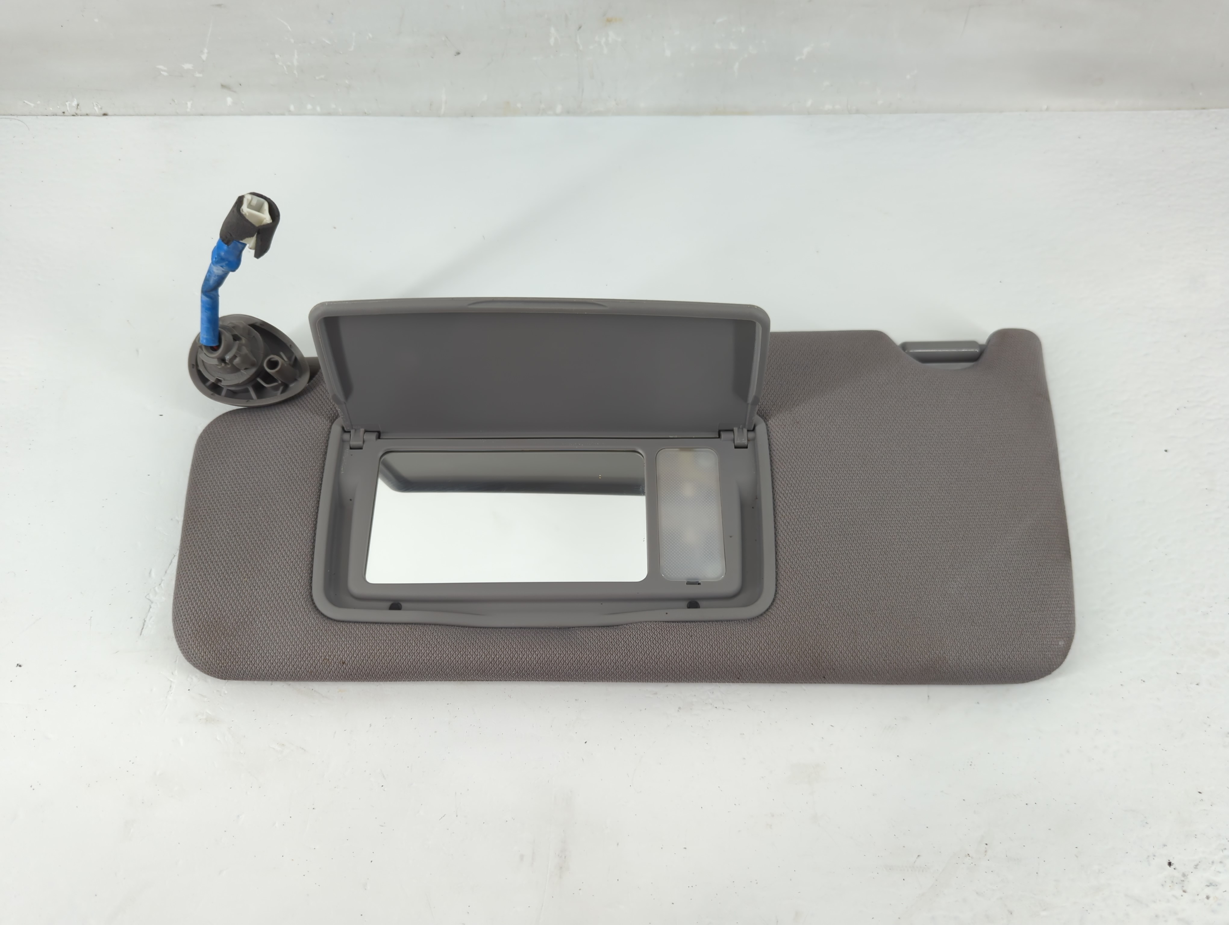 2018-2022 Honda Accord Driver Sun Visor Mirror Left Sunvisor Grey 1220562 - Oemusedautoparts1.com