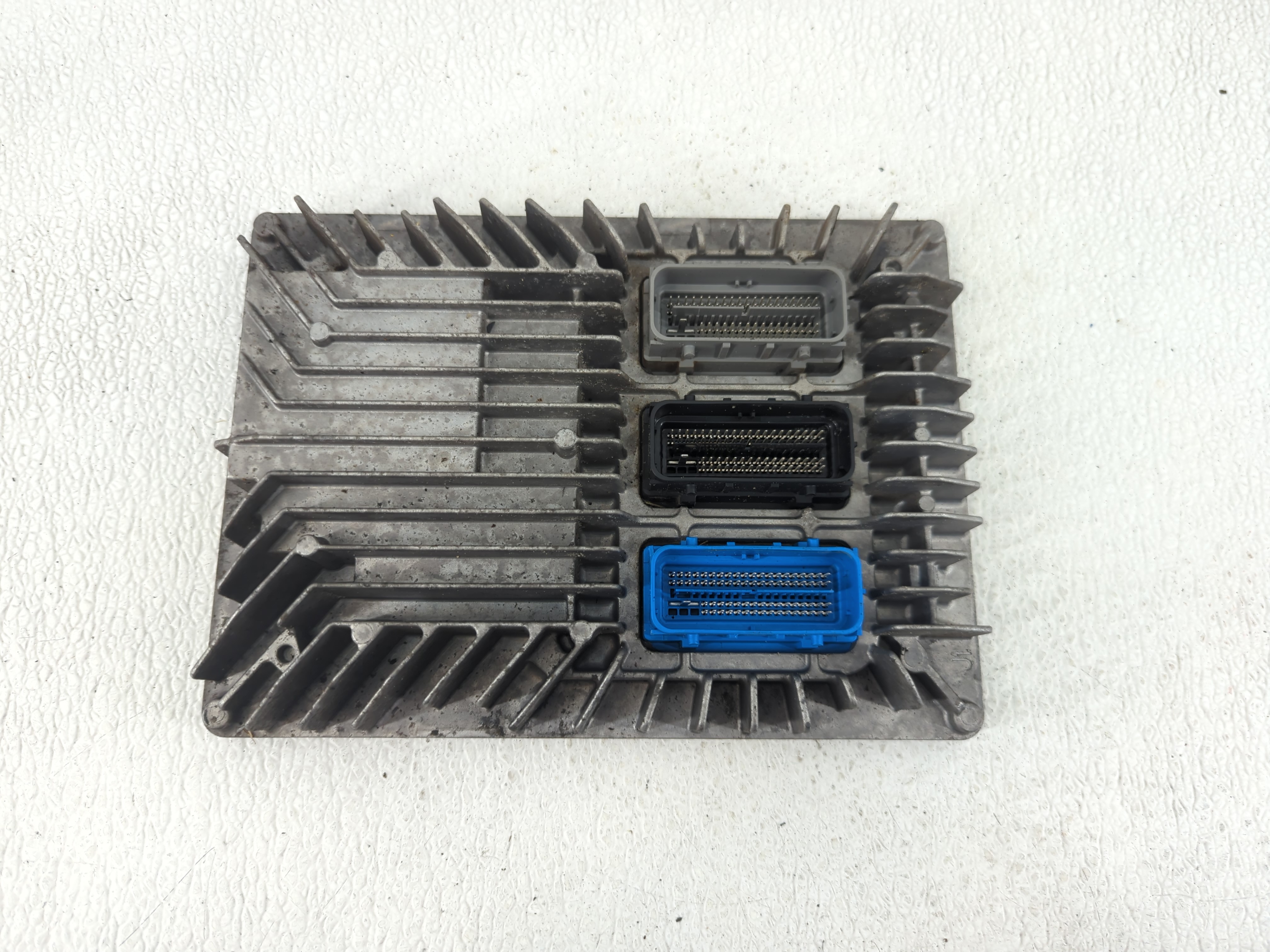 2013-2015 Chevrolet Camaro Engine Control Computer Ecu Pcm Ecm Pcu Oem 1220612 - Oemusedautoparts1.com