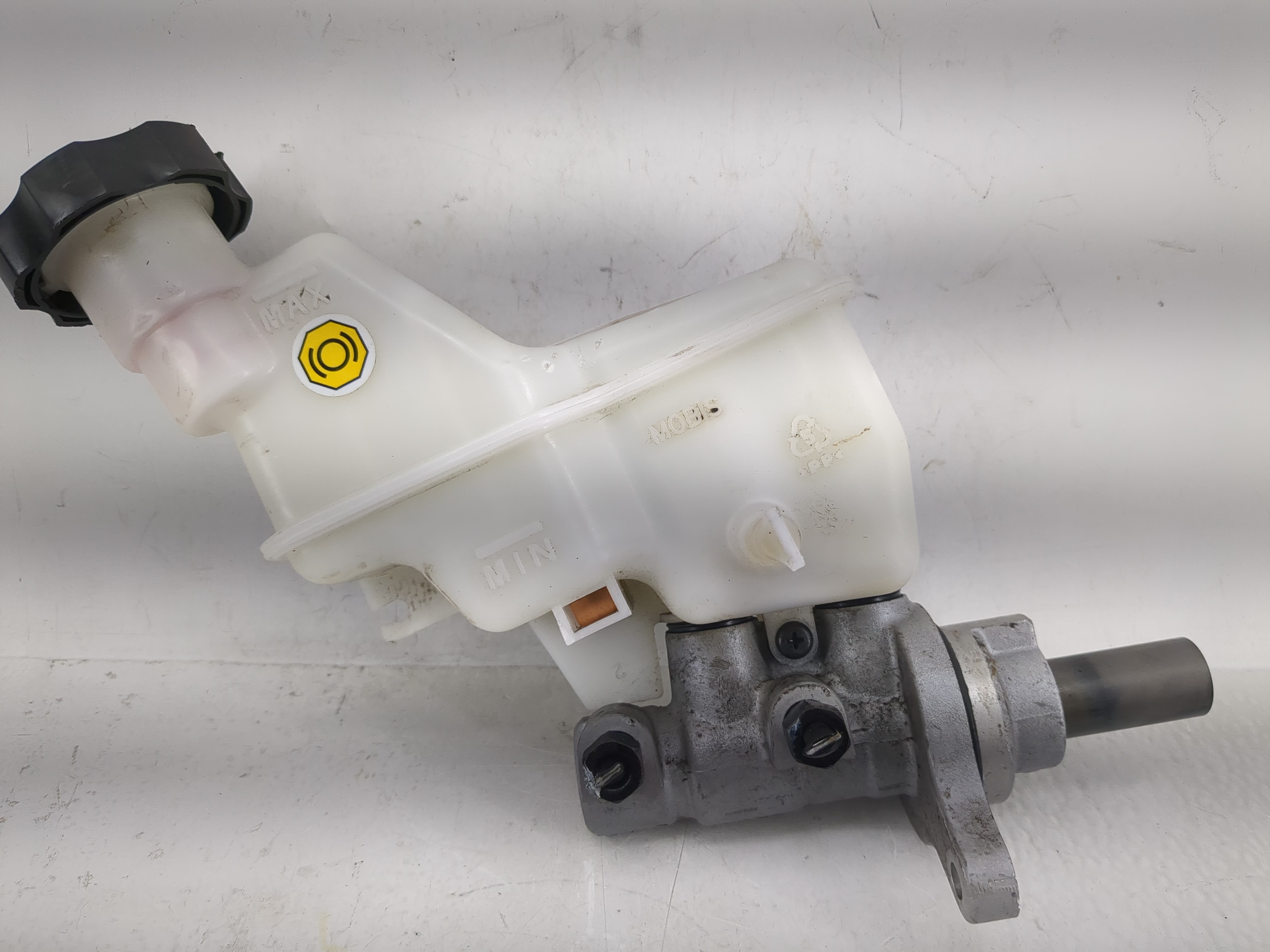 2016-2020 Kia Optima Brake Master Cylinder 1220667 - Oemusedautoparts1.com