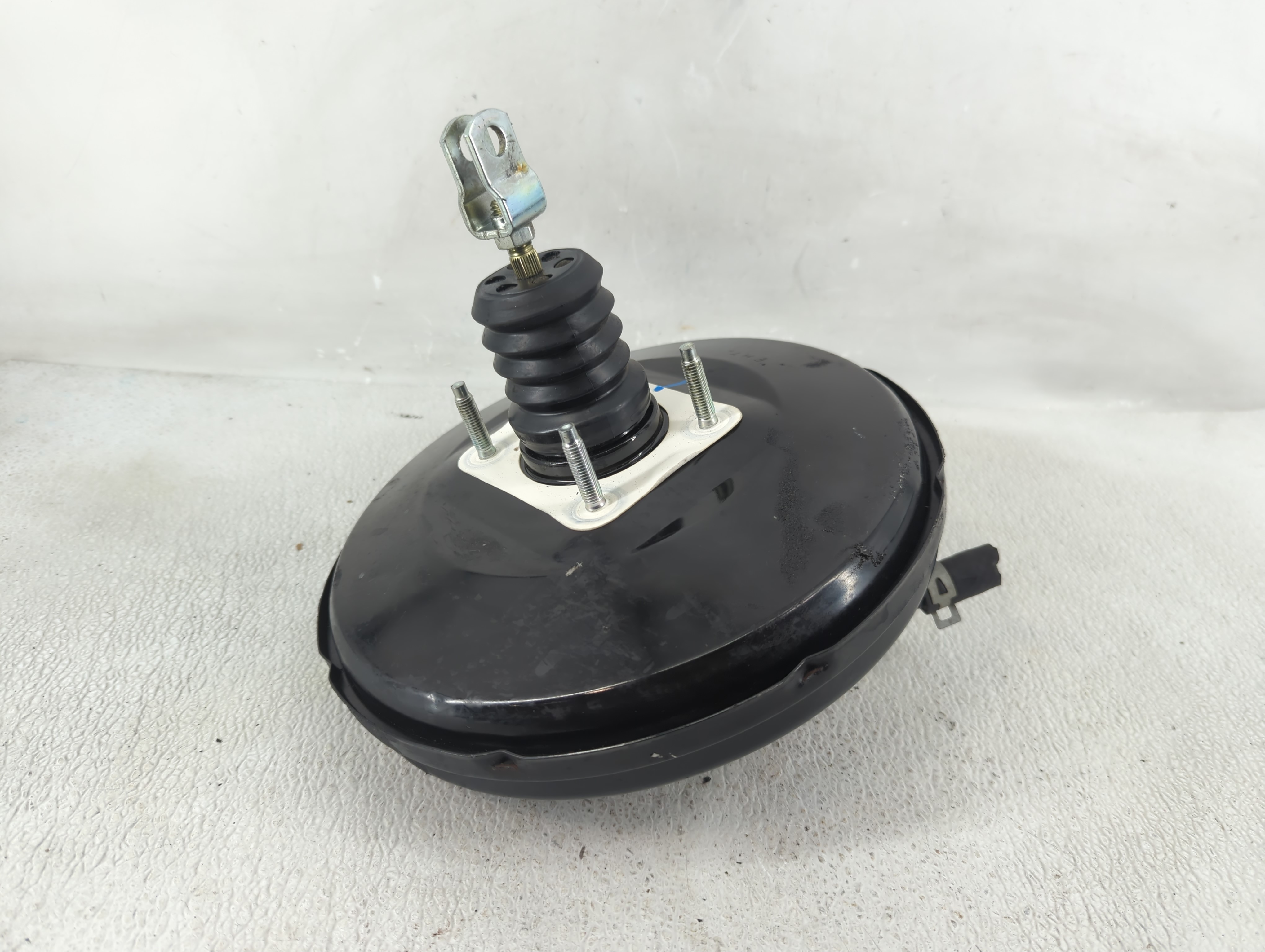2018-2020 Kia Rio Power Brake Booster Oem 1220736 - Oemusedautoparts1.com