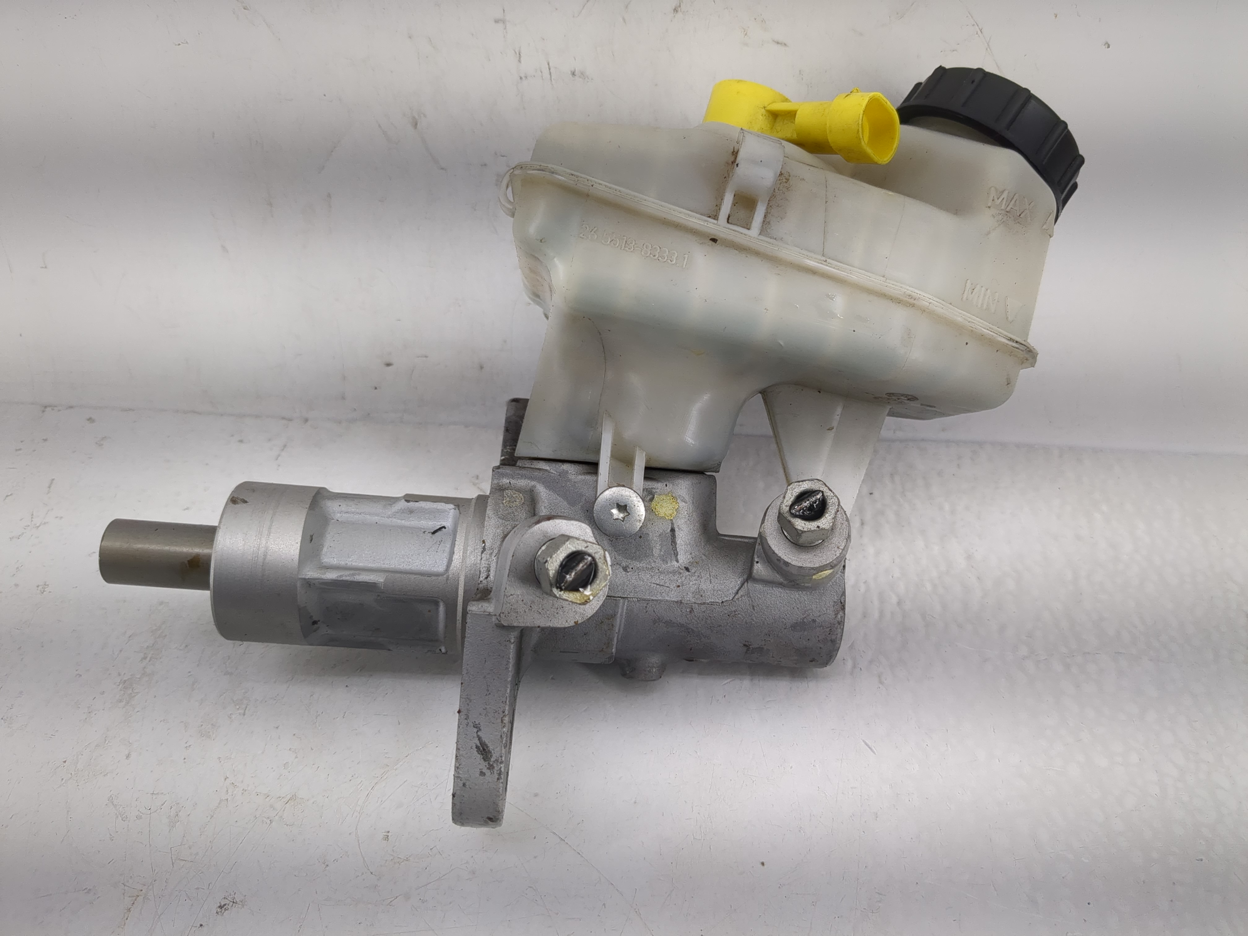 2012-2017 Buick Verano Brake Master Cylinder 1220781 - Oemusedautoparts1.com