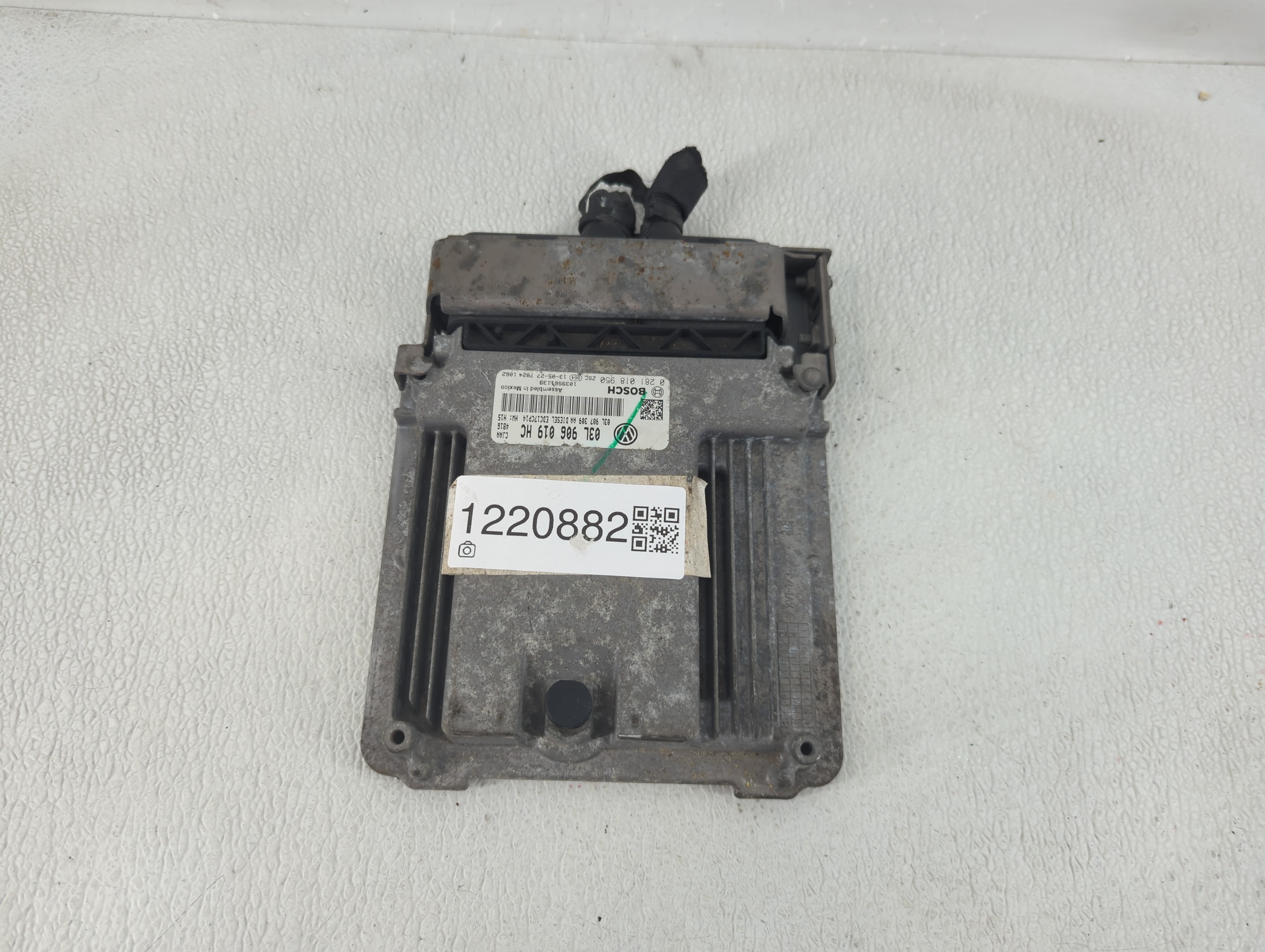 2013-2014 Volkswagen Jetta Engine Control Computer Ecu Pcm Ecm Pcu Oem 1220882 - Oemusedautoparts1.com