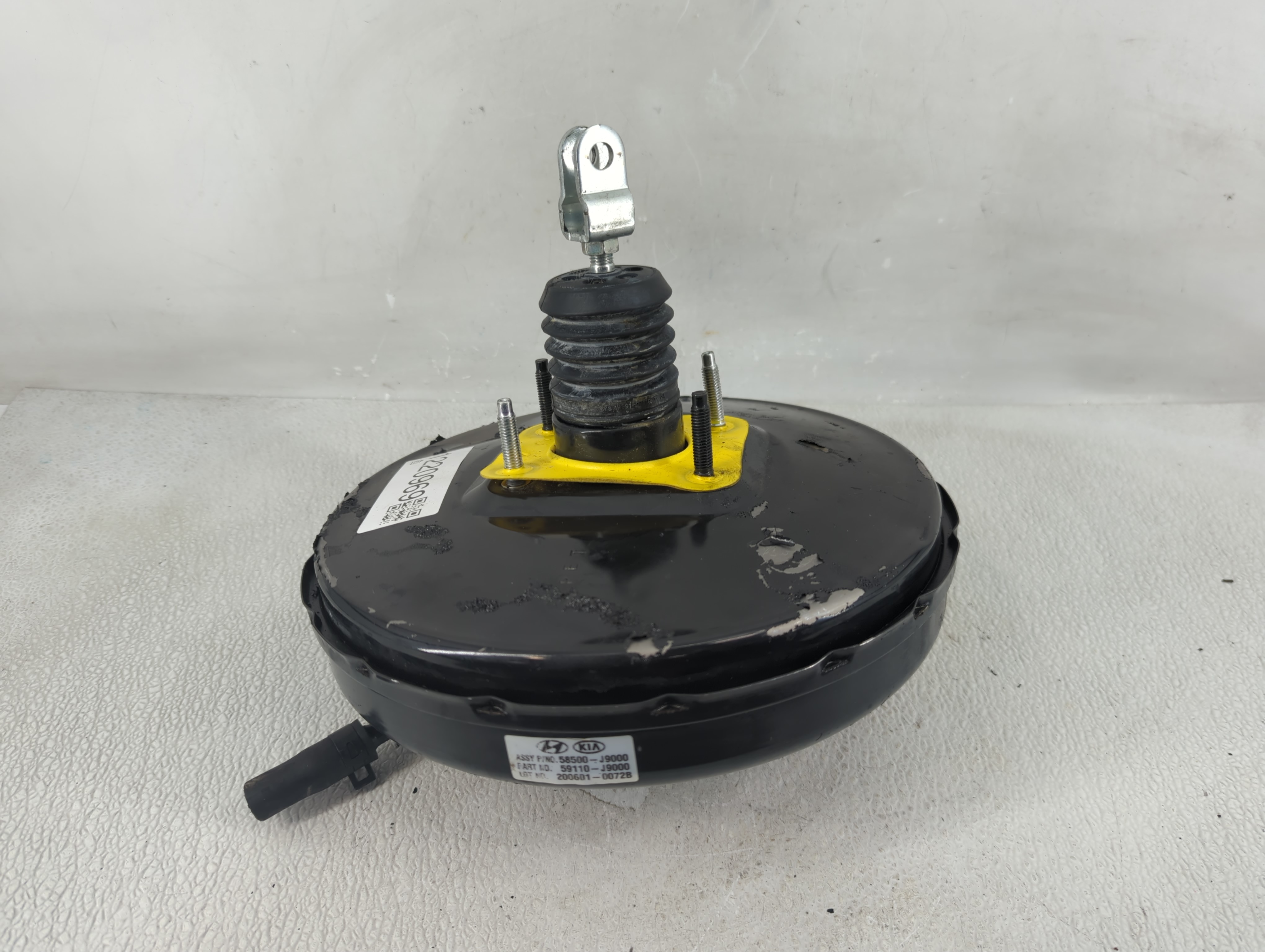 2018-2021 Hyundai Kona Power Brake Booster Oem 1220969 - Oemusedautoparts1.com