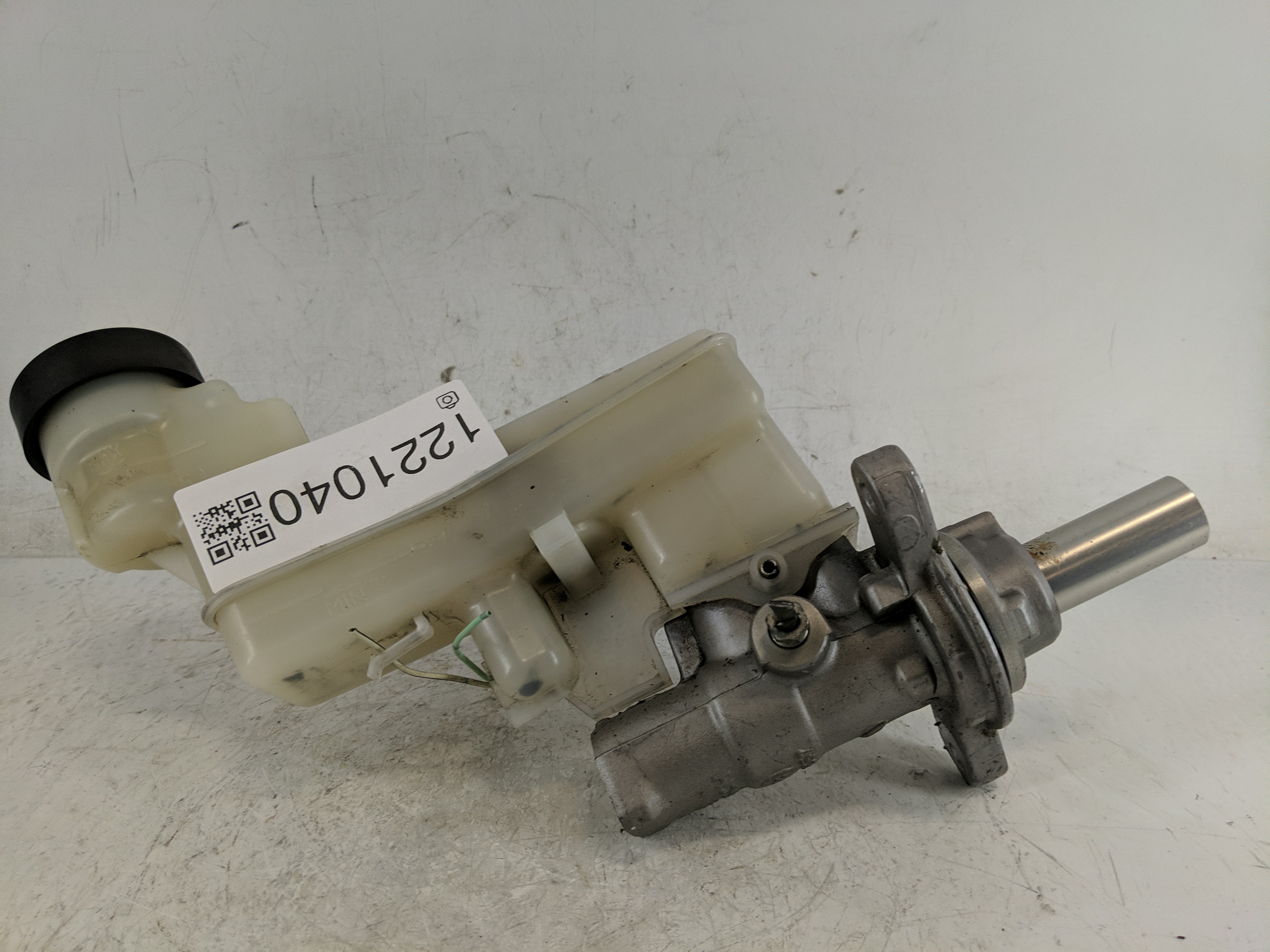 Picture of 2007-2012 Lexus Es350 Brake Master Cylinder 1221040