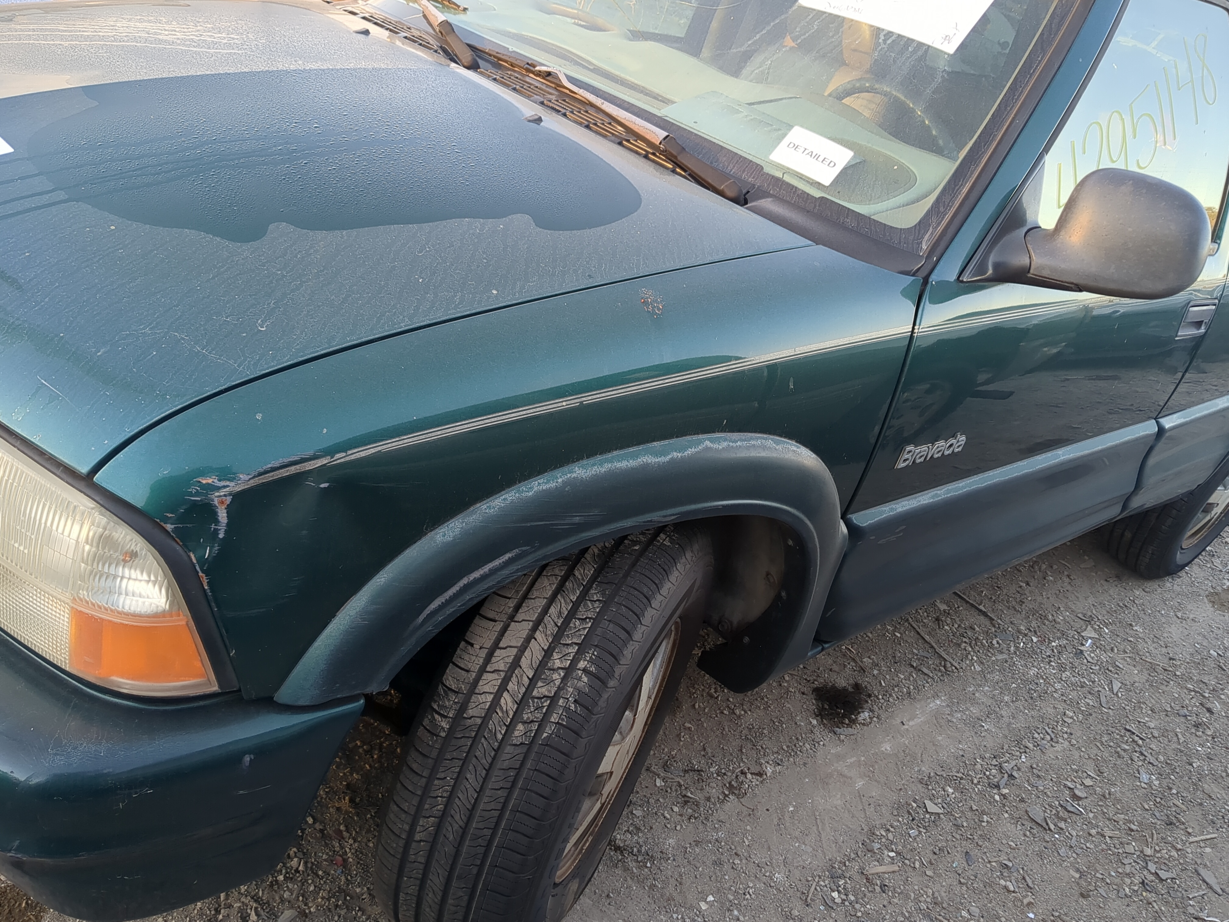 1996-2001 Oldsmobile Bravada Driver Fender 1221289 - Oemusedautoparts1.com