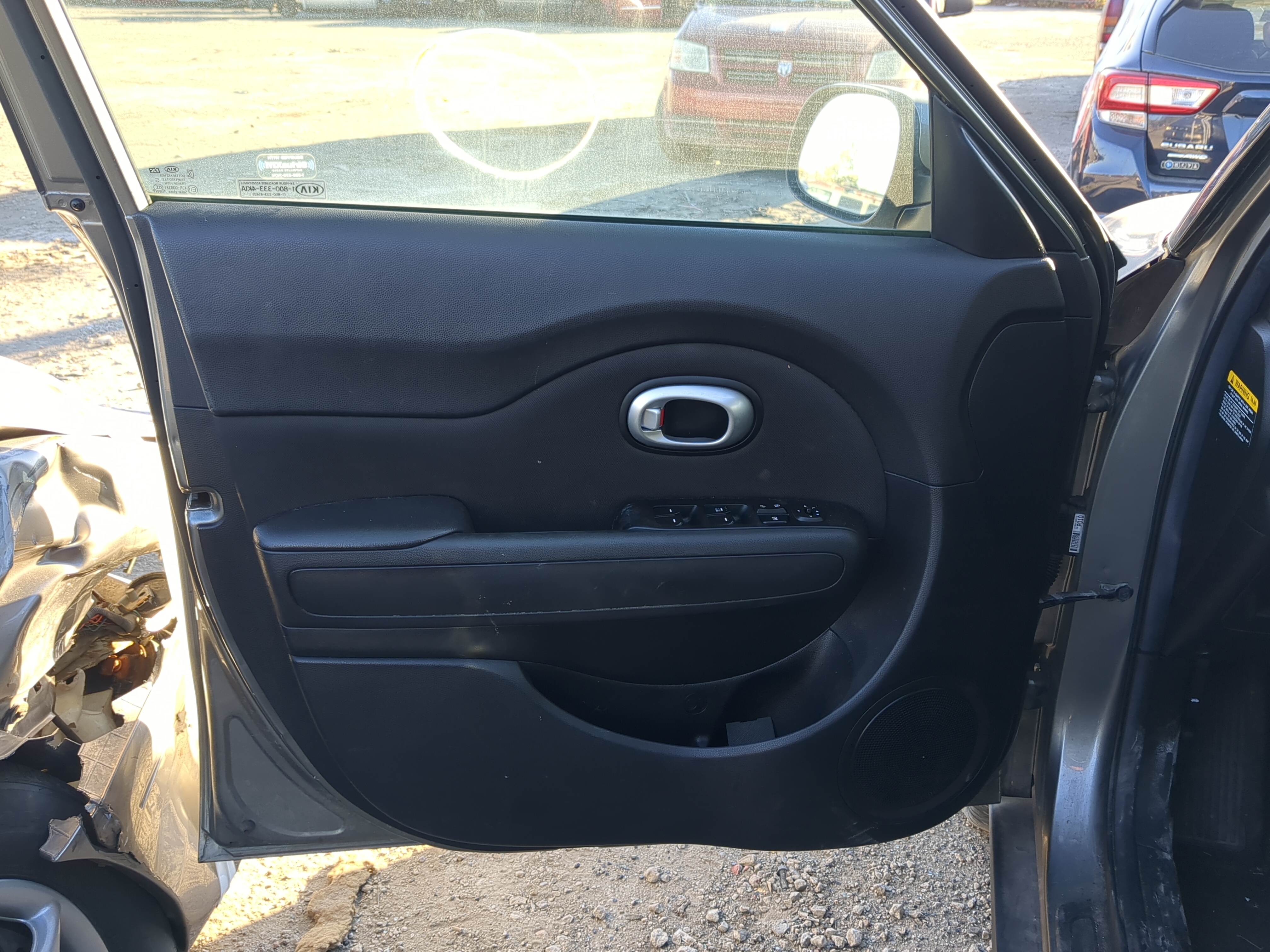 Picture of 2015 Kia Soul Front Left Driver Interior Door Panel Trim 1221847