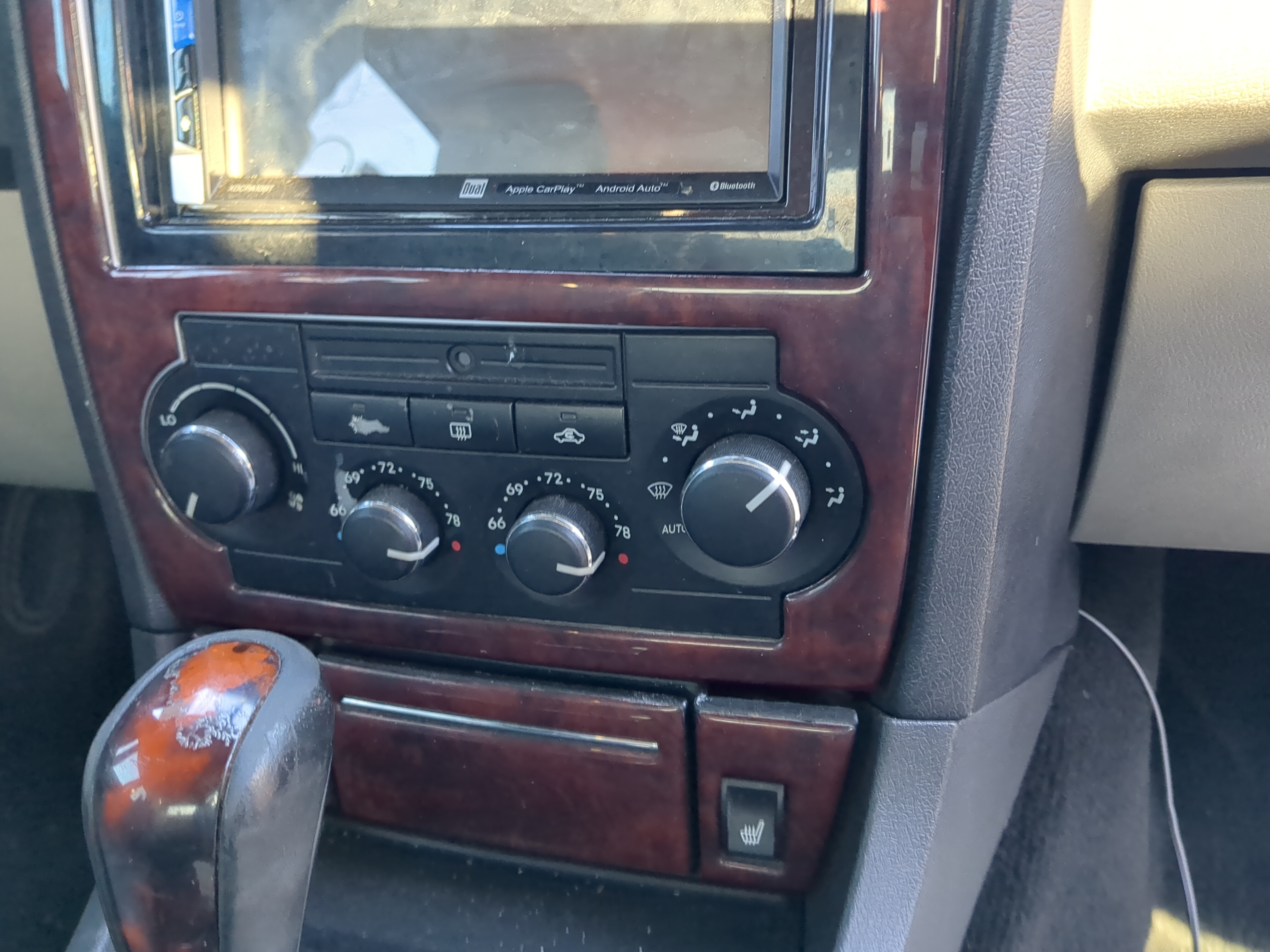 Chrysler 300c Ac Heater Climate Control 1221895 - Oemusedautoparts1.com