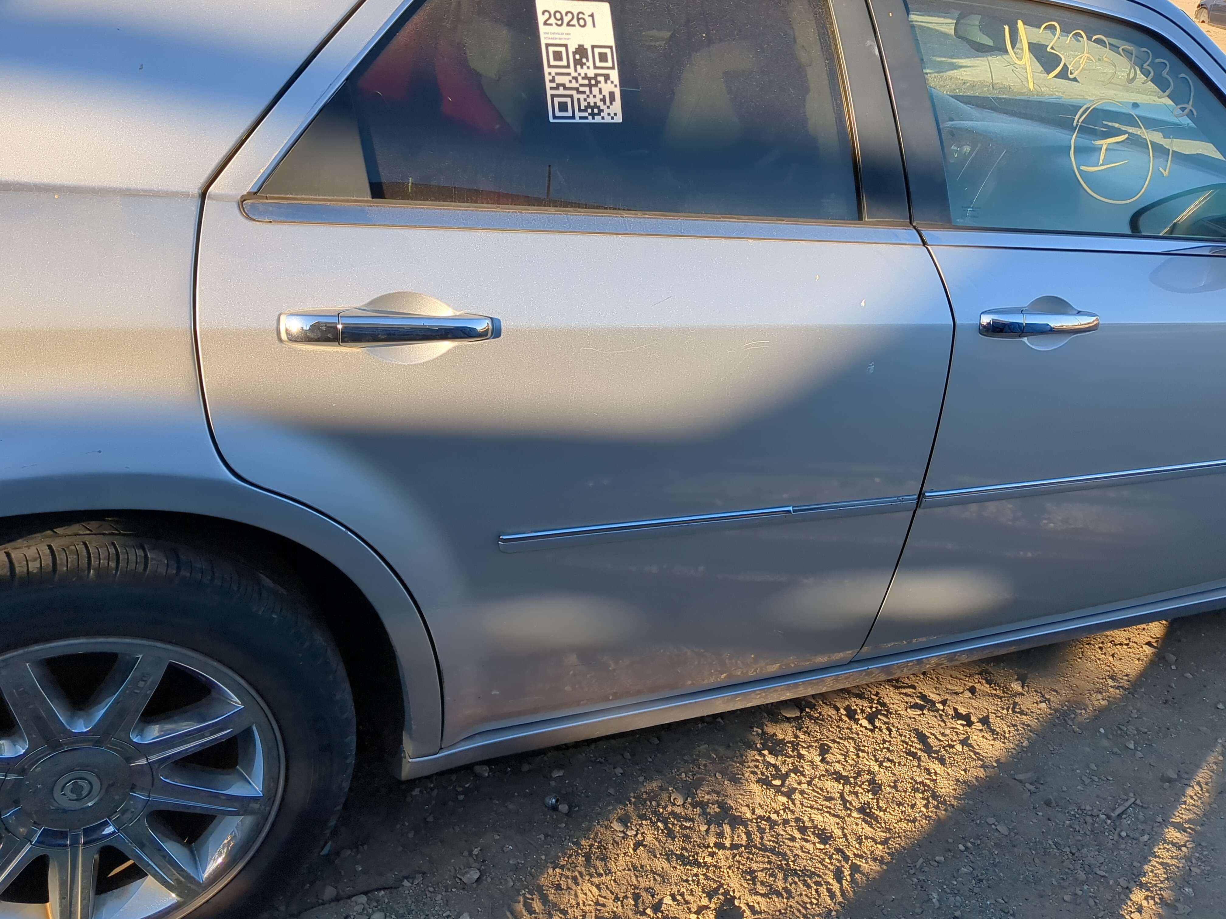 Chrysler 300c Passenger Rear Door Oem 1221962 - Oemusedautoparts1.com