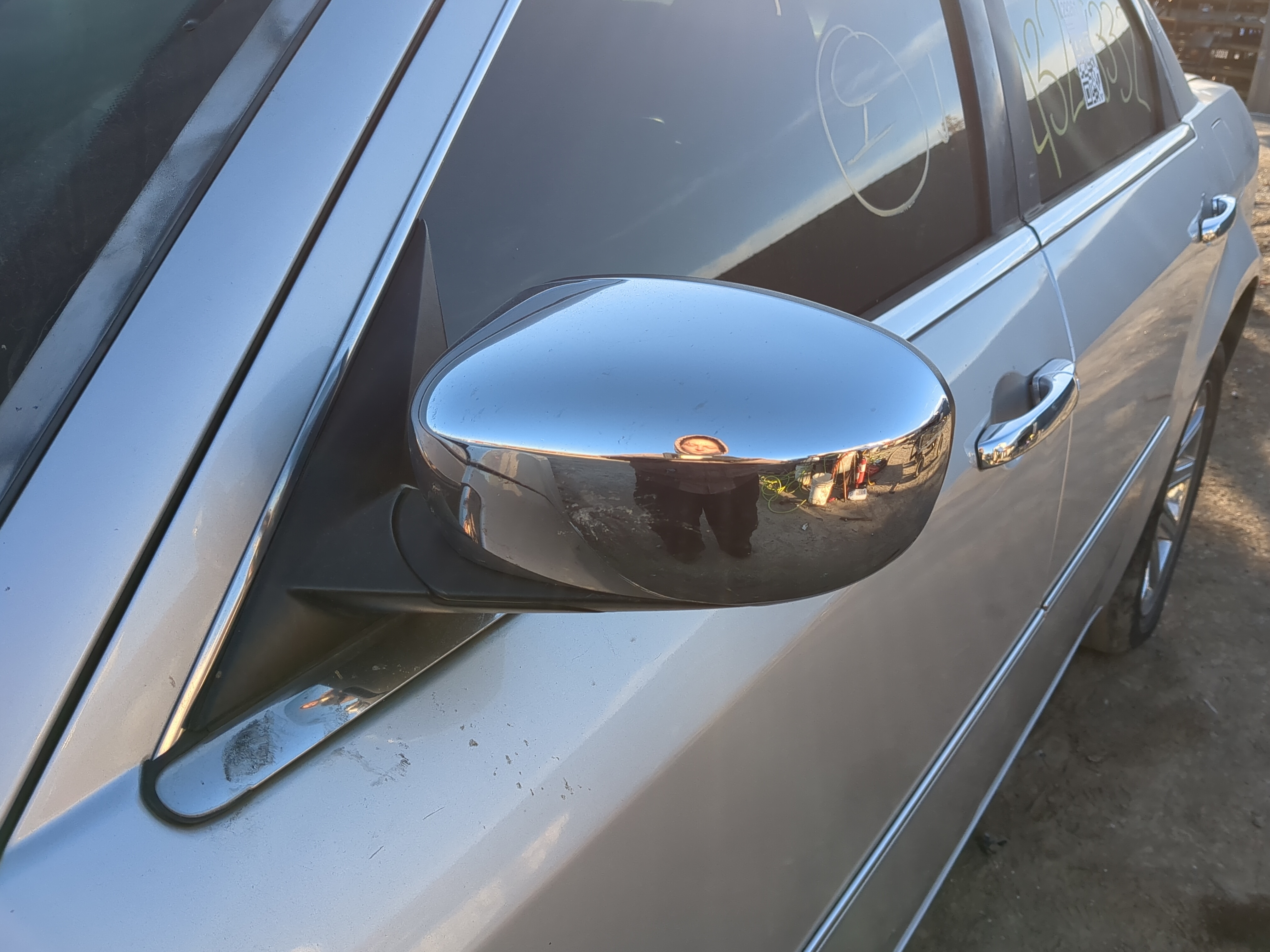 Chrysler 300c Driver Left Side View Power Door Mirror 1221998 - Oemusedautoparts1.com