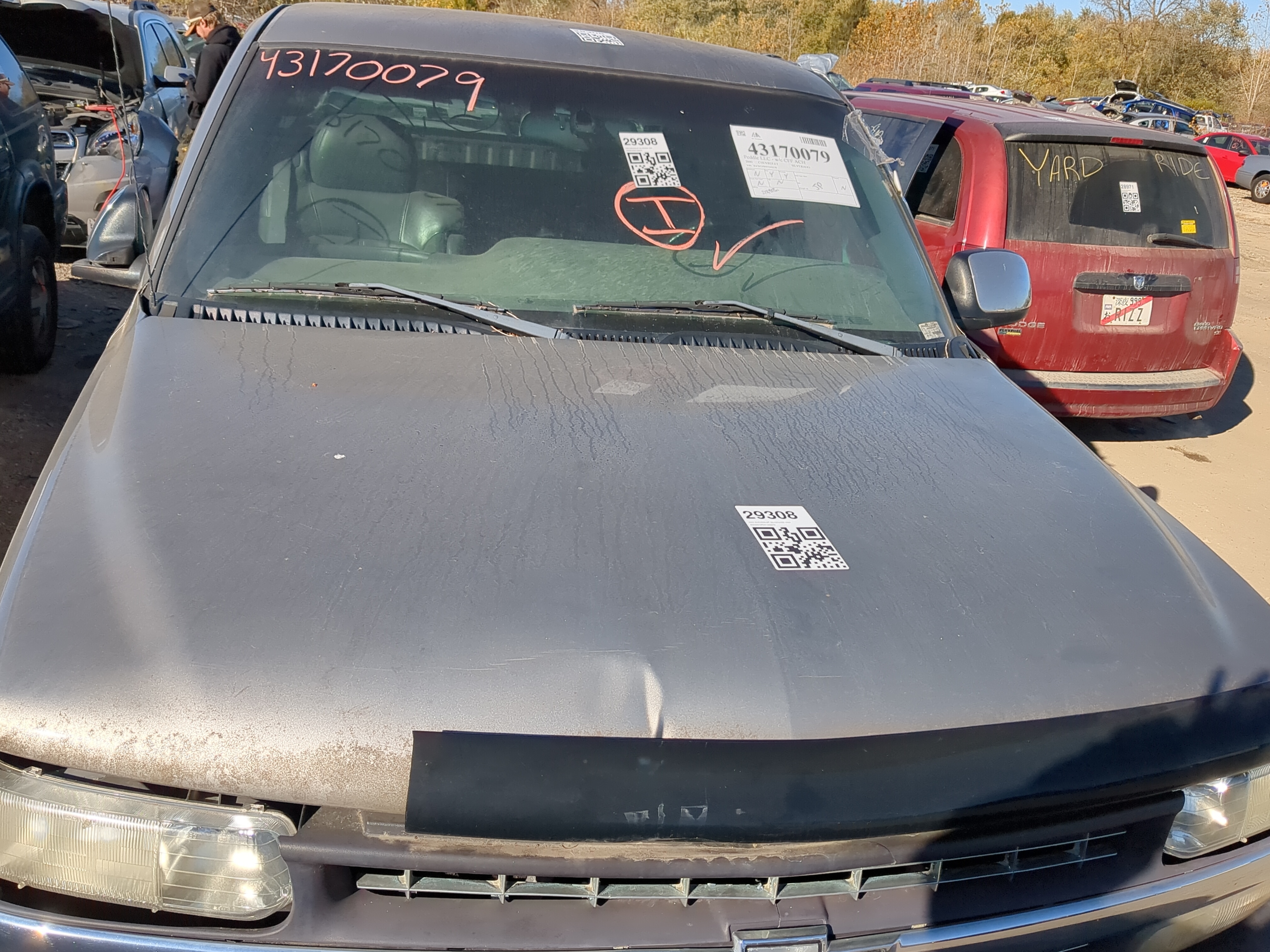 1999-2002 Chevrolet Silverado 1500 Hood Oem 1222052 - Oemusedautoparts1.com