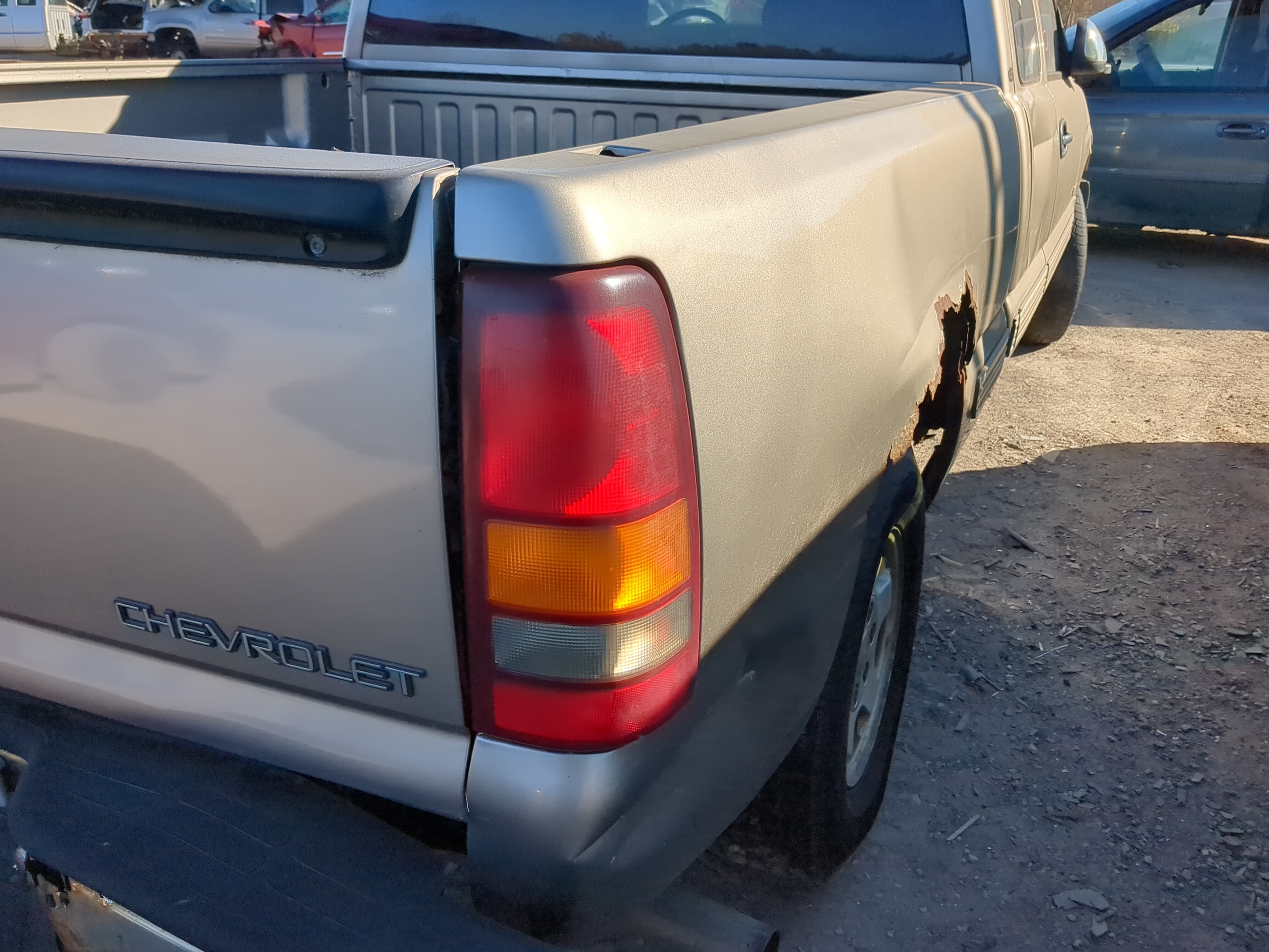 Tail Lights 2000 CHEVROLET SILVERADO 1500 - Oemusedautoparts1.com