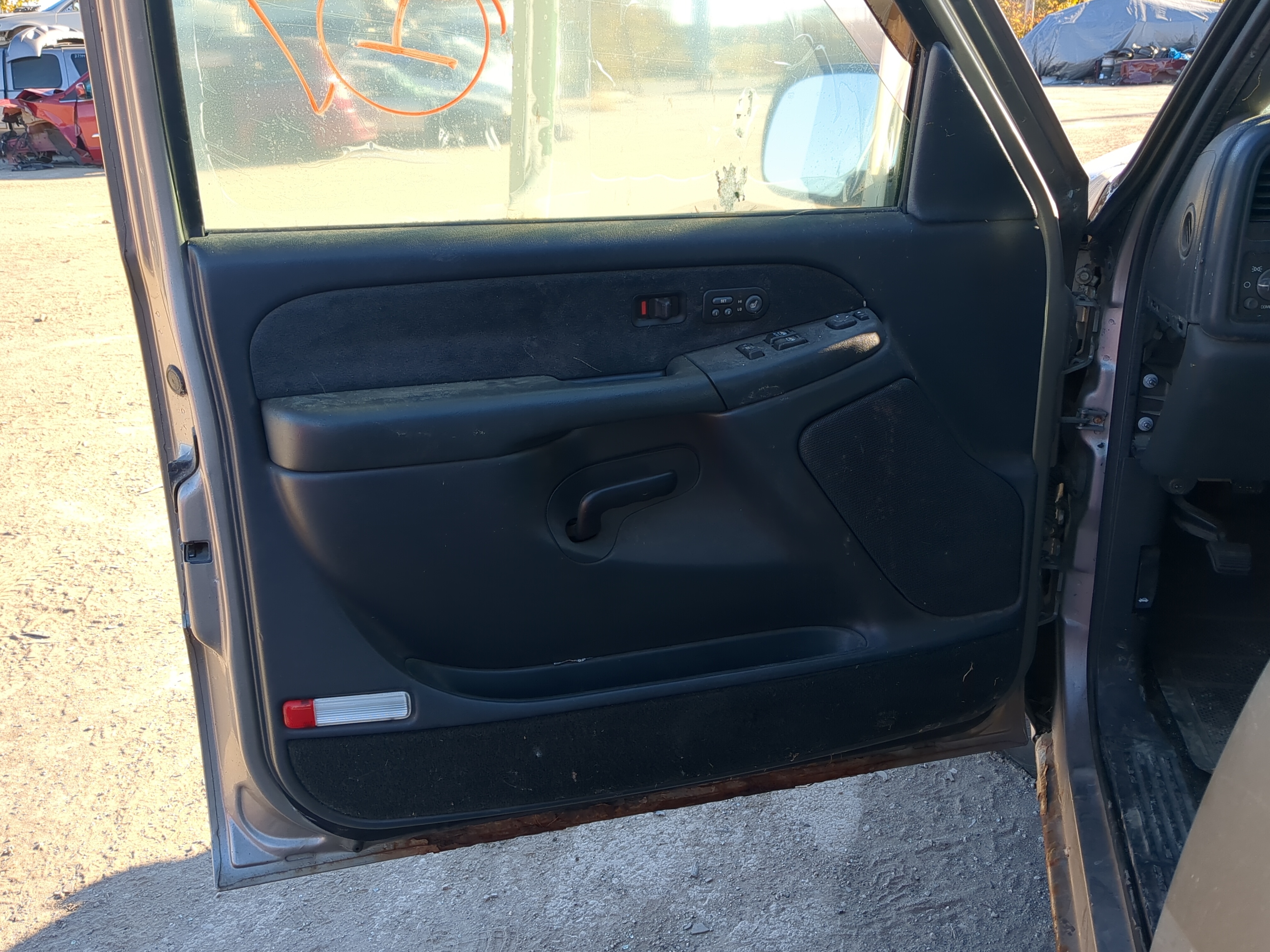 Picture of 2000 Chevrolet Silverado 1500 Front Left Driver Interior Door Panel Trim 1222162