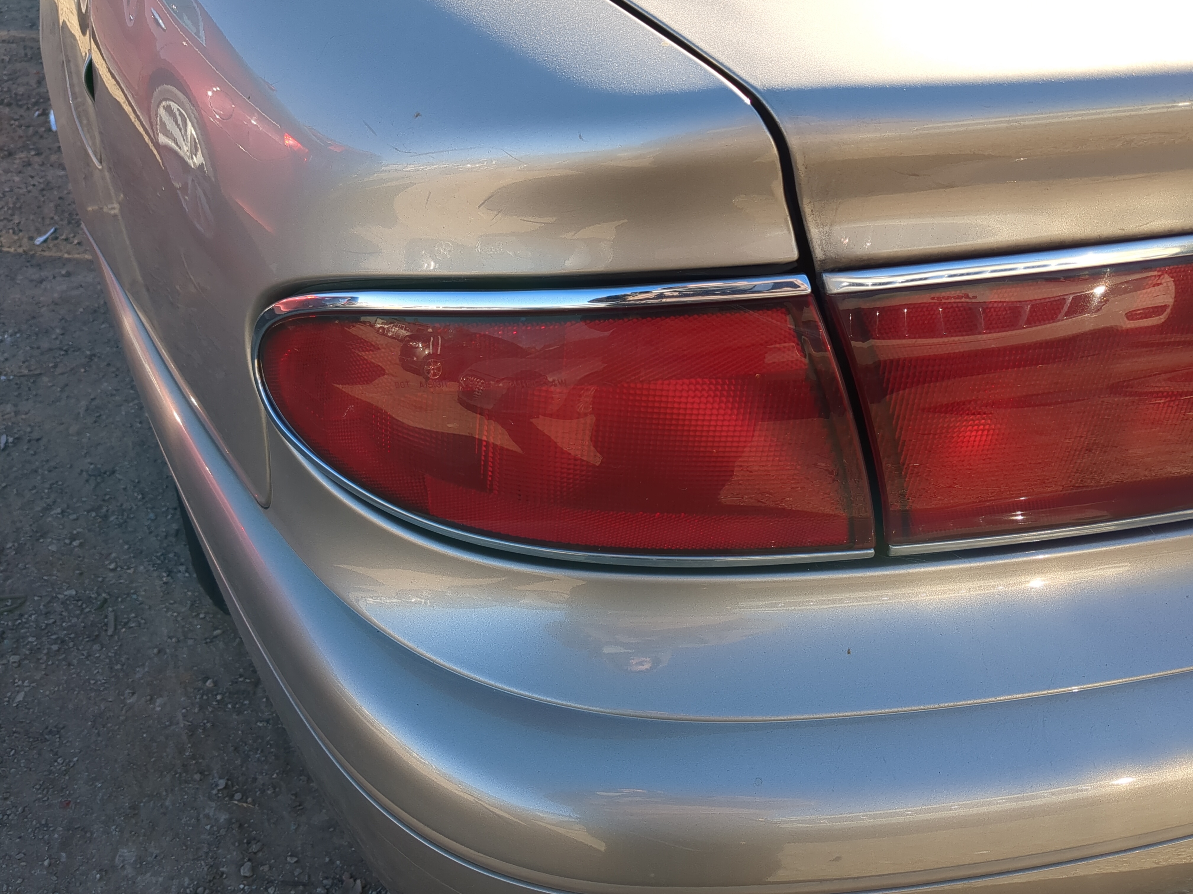 1997-2005 Buick Century Driver Left Side Tail Light Taillight Oem 1222266 - Oemusedautoparts1.com