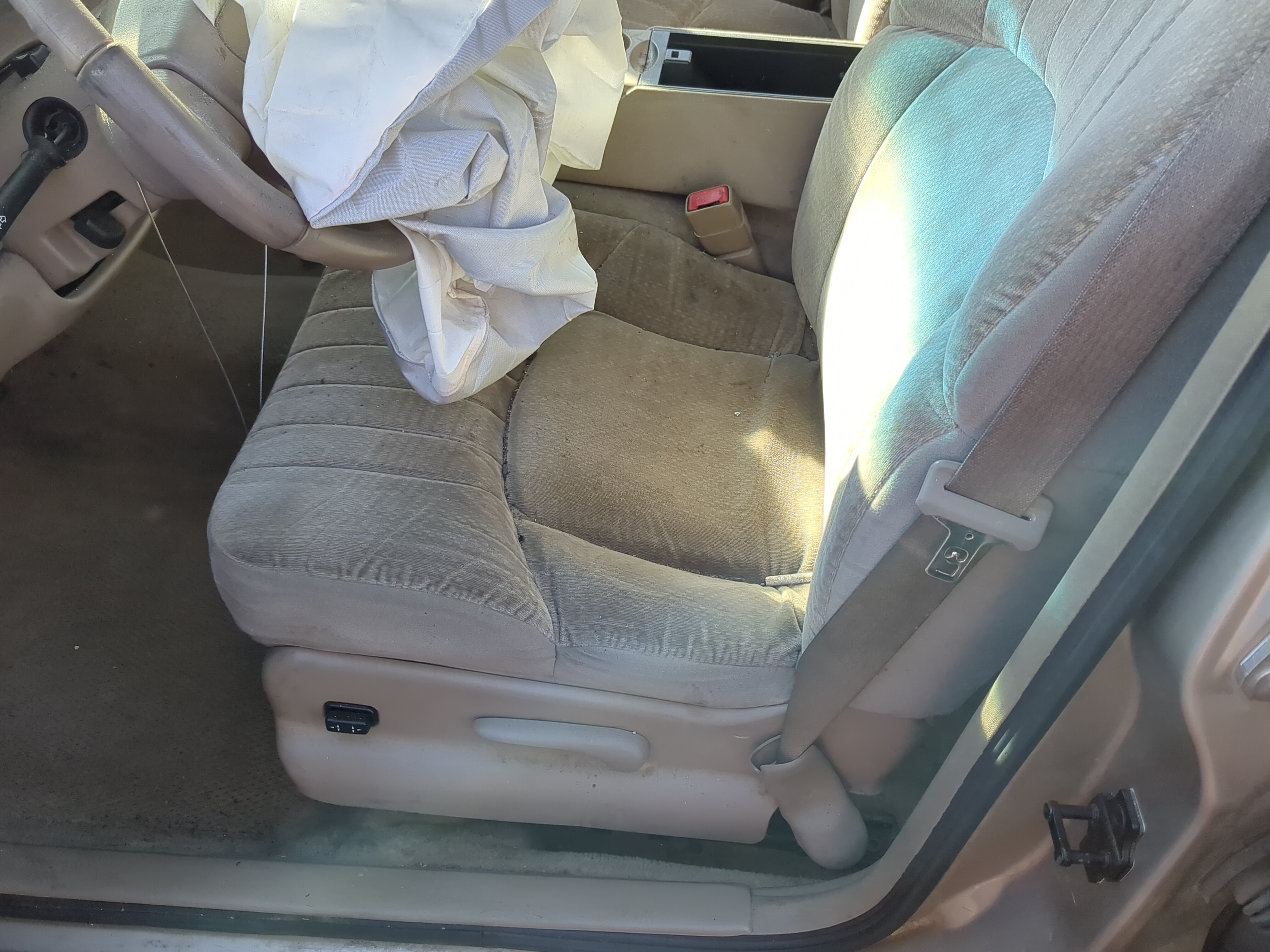 2001-2005 Buick Century Driver Front Seat Oem 1222292 - Oemusedautoparts1.com