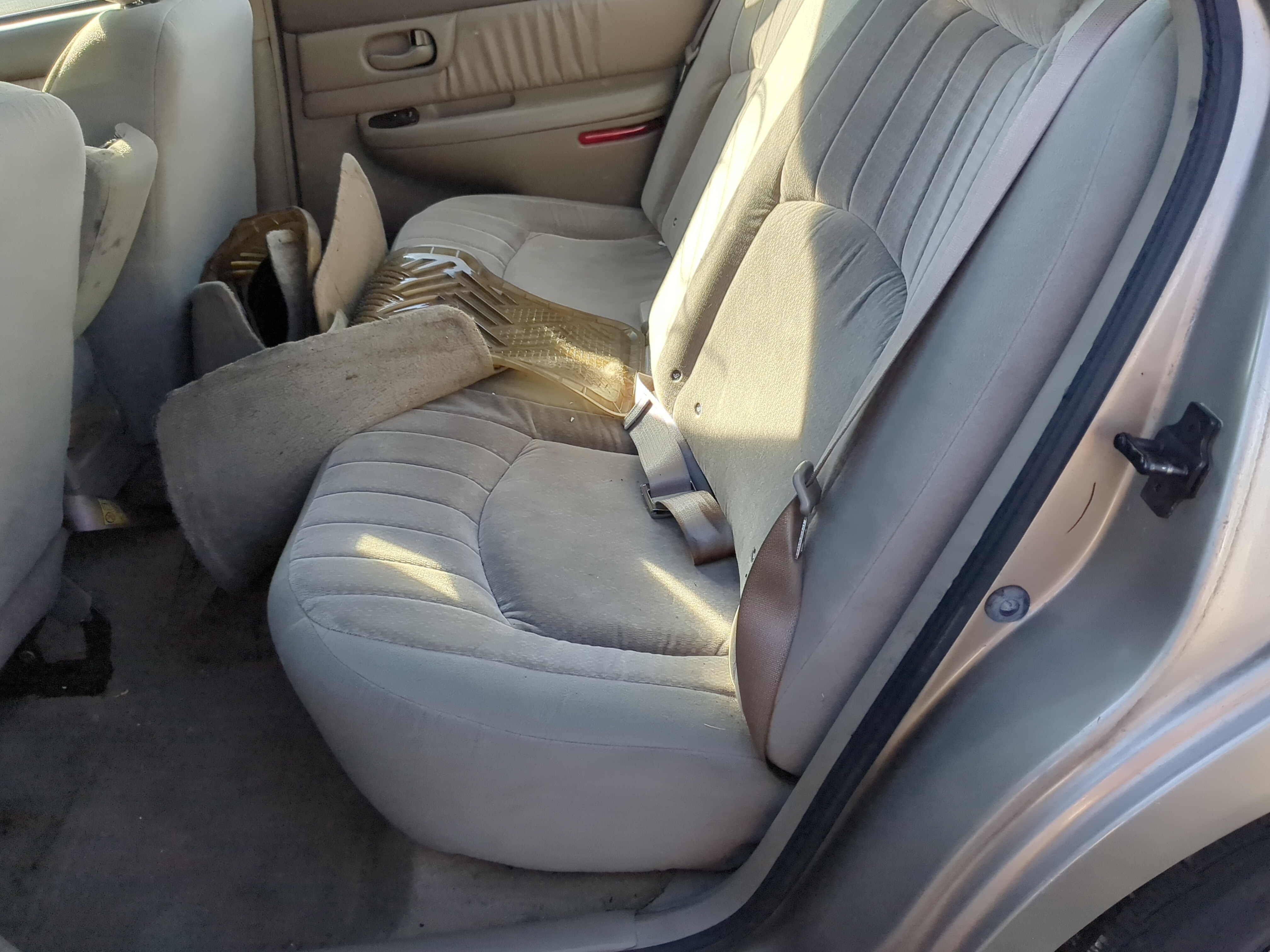 2003 Buick Century Rear Seat Oem 1222303 - Oemusedautoparts1.com