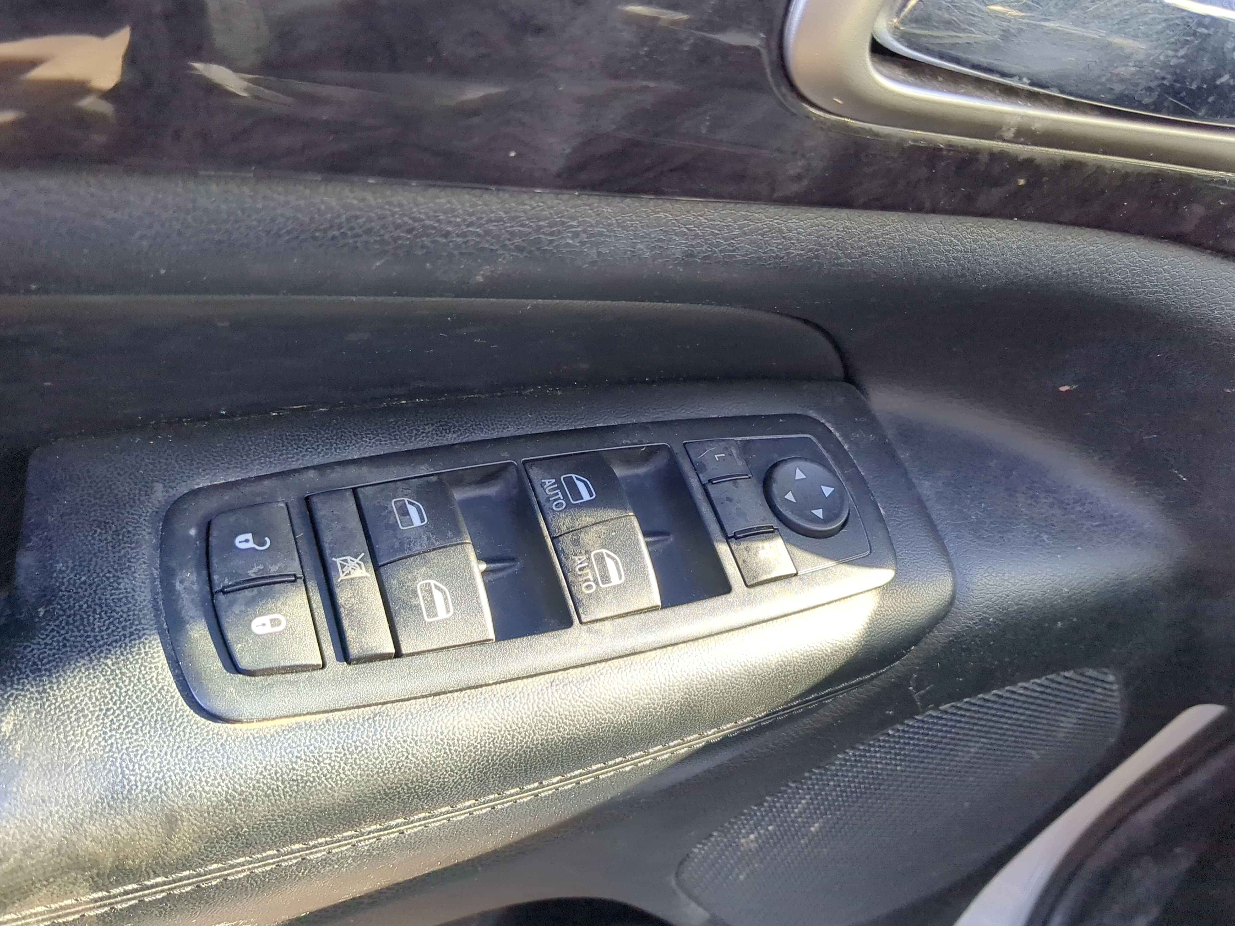 2011 Jeep Grand Cherokee Driver Left Door Master Power Window Switch 1222354 - Oemusedautoparts1.com
