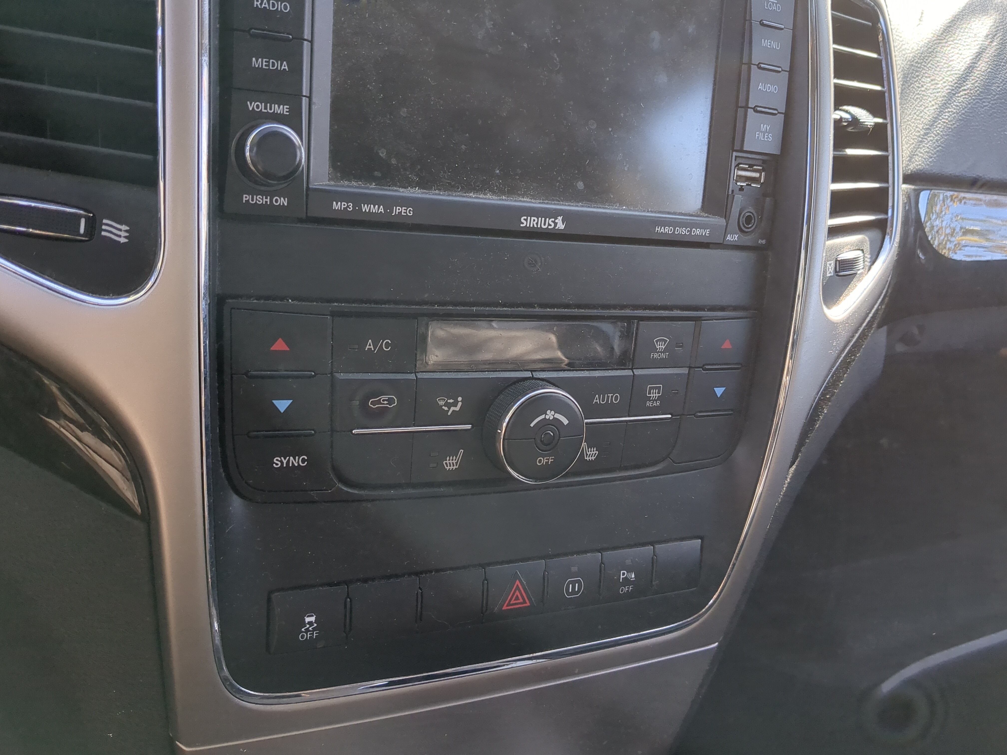 2011-2013 Jeep Grand Cherokee Ac Heater Climate Control 1222497 - Oemusedautoparts1.com