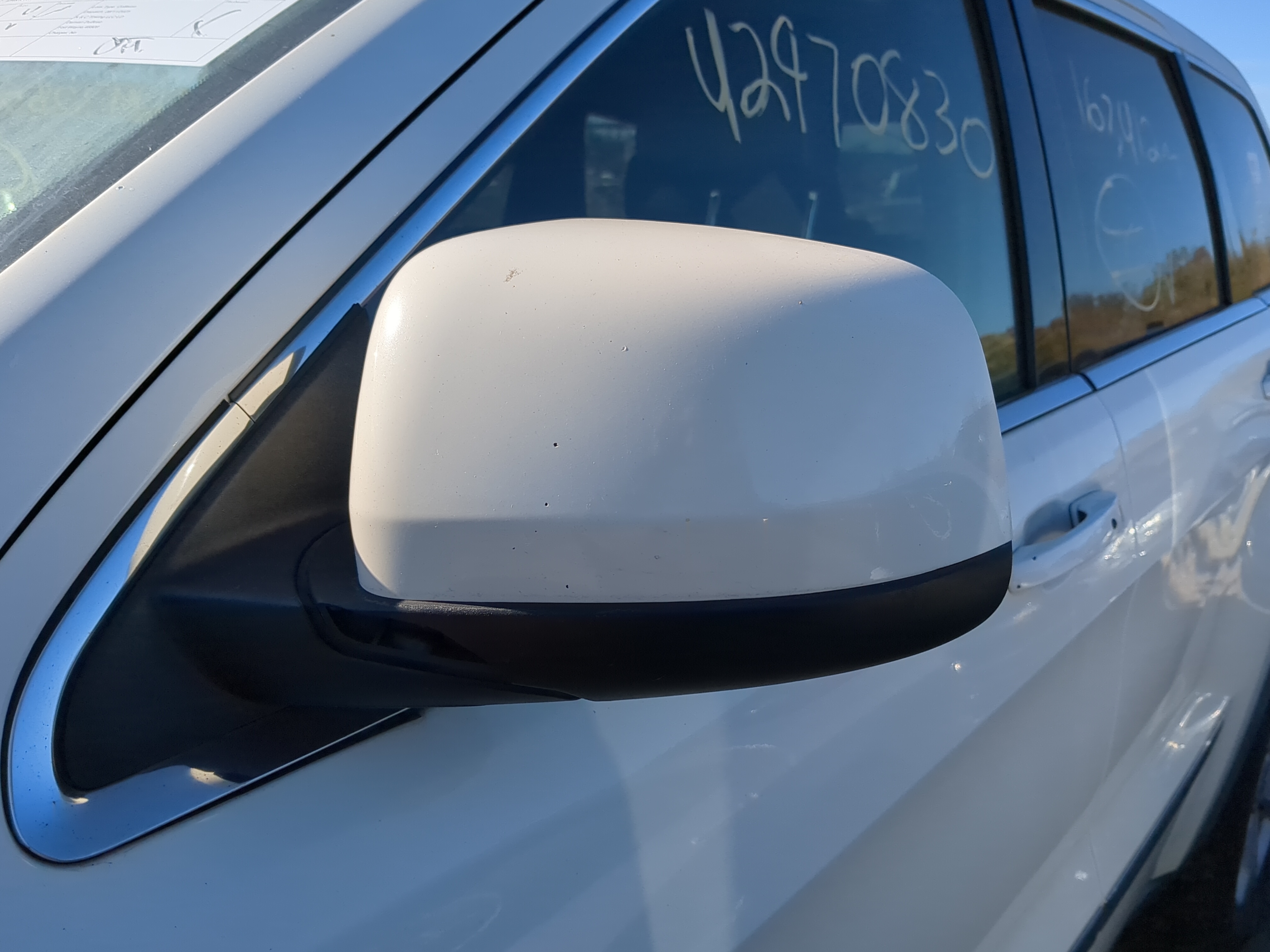 2016-2022 Jeep Grand Cherokee Driver Left Side View Power Door Mirror 1222503 - Oemusedautoparts1.com