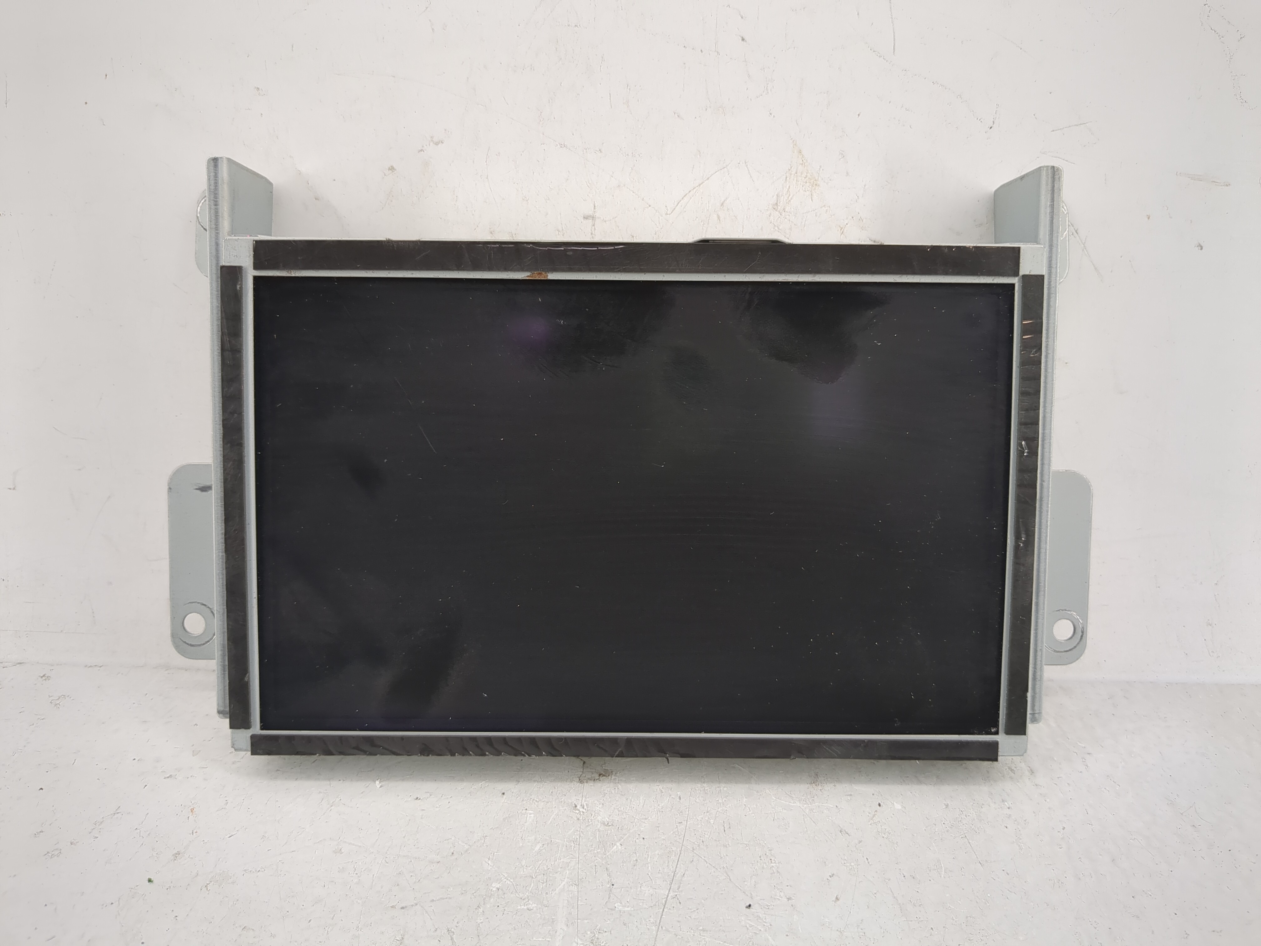 2010-2010 Ford Fusion Information Display Screen 1222748 - Oemusedautoparts1.com