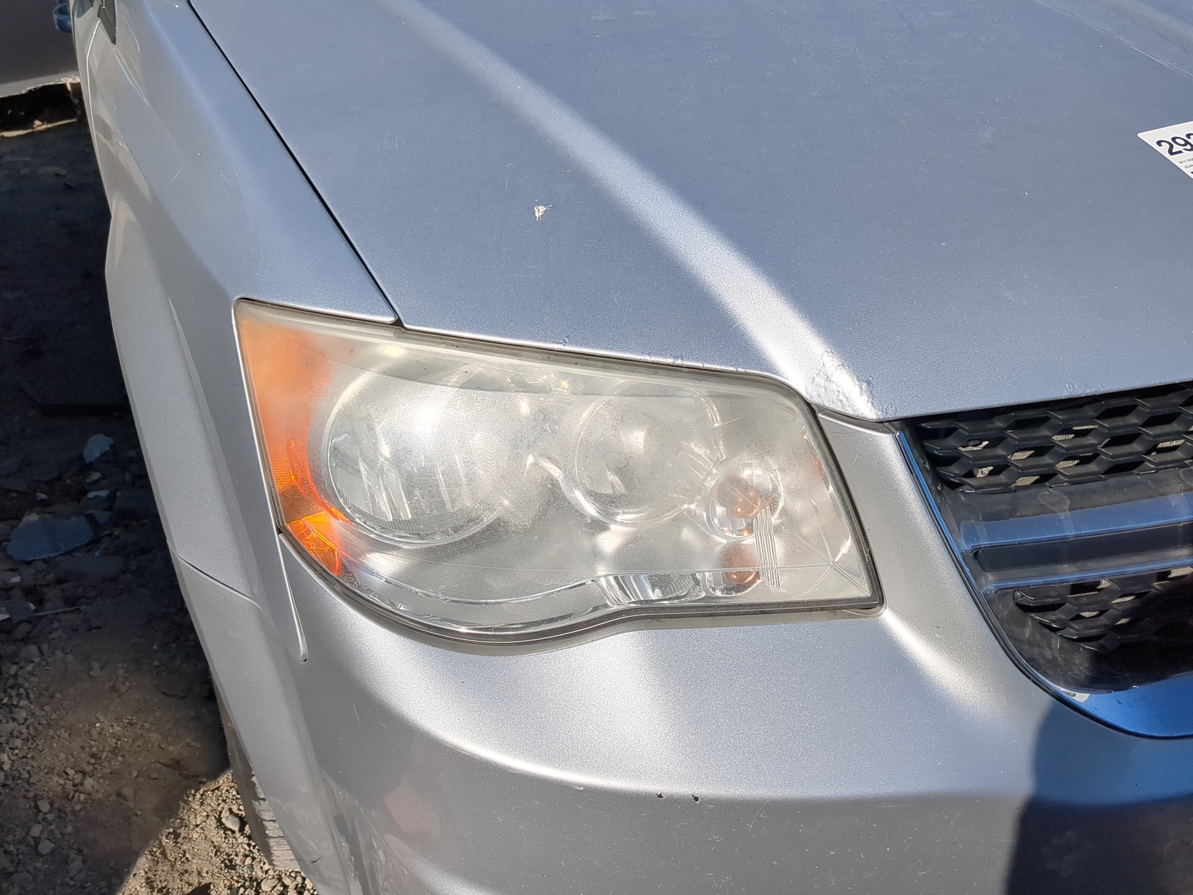 2011 Dodge Grand Caravan Passenger Right Oem Head Light Headlight Lamp 1222770 - Oemusedautoparts1.com