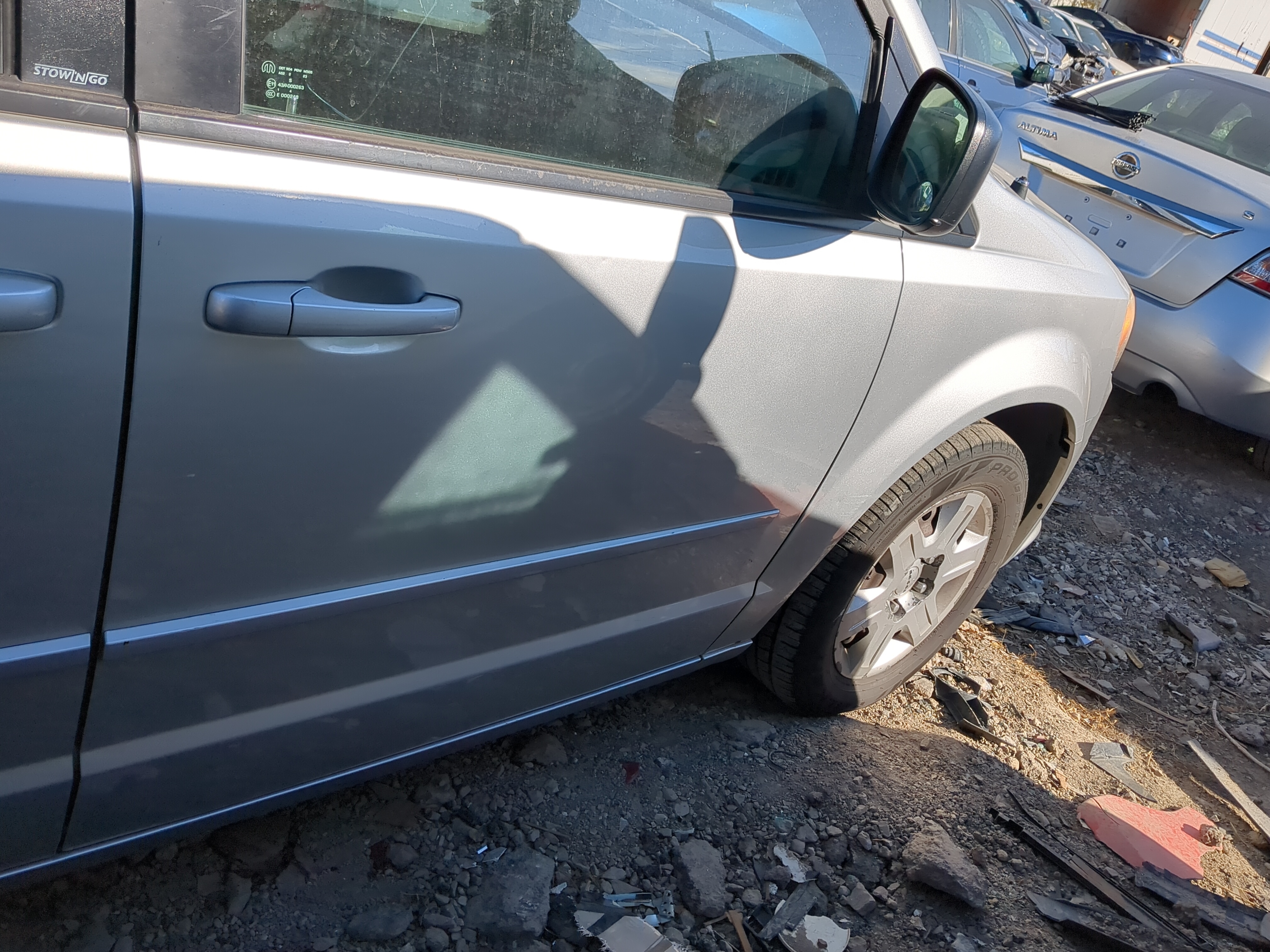 2008-2020 Dodge Grand Caravan Passenger Front Door Oem 1222806 - Oemusedautoparts1.com