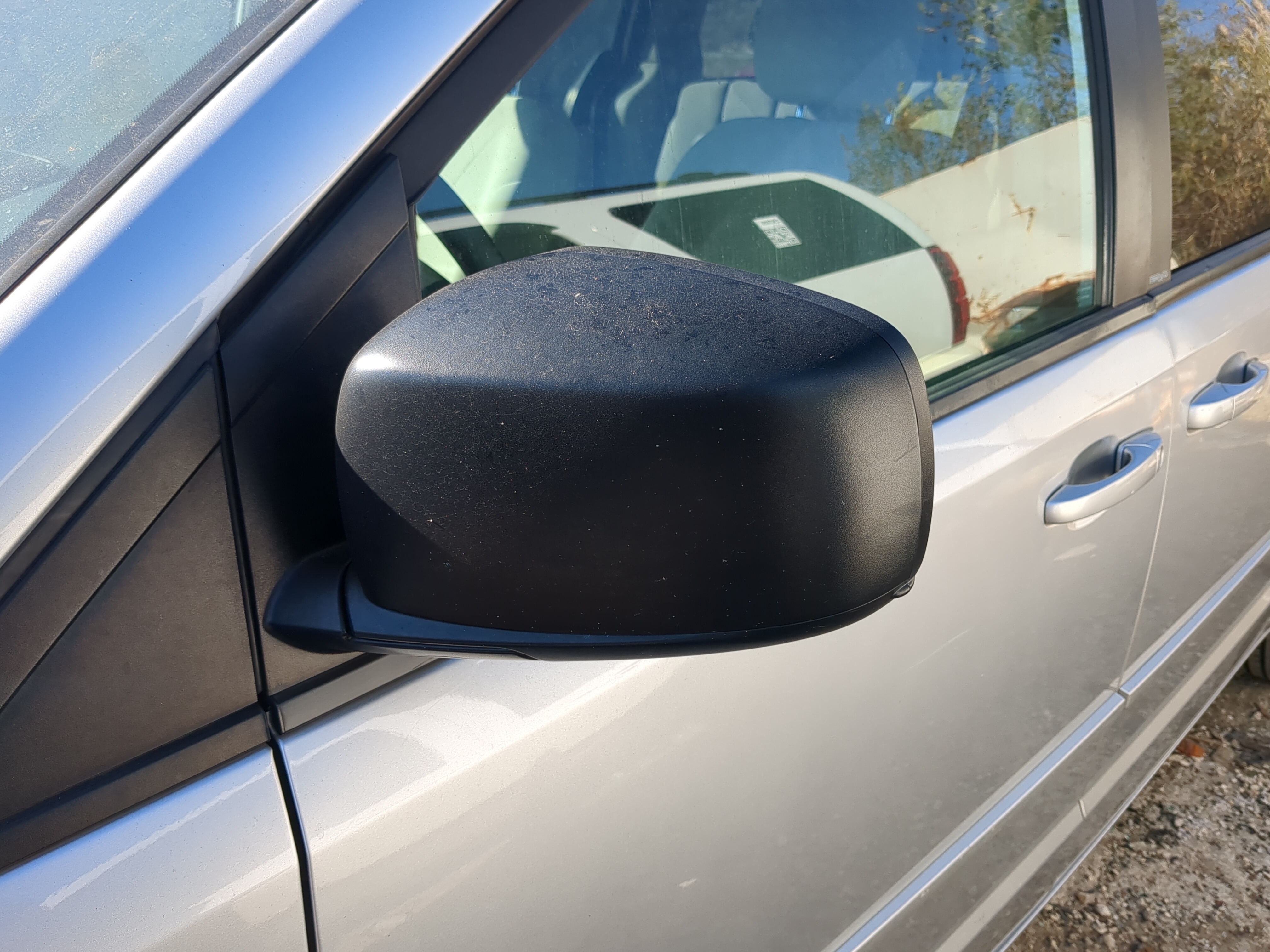 2011-2020 Dodge Grand Caravan Driver Left Side View Power Door Mirror 1222825 - Oemusedautoparts1.com