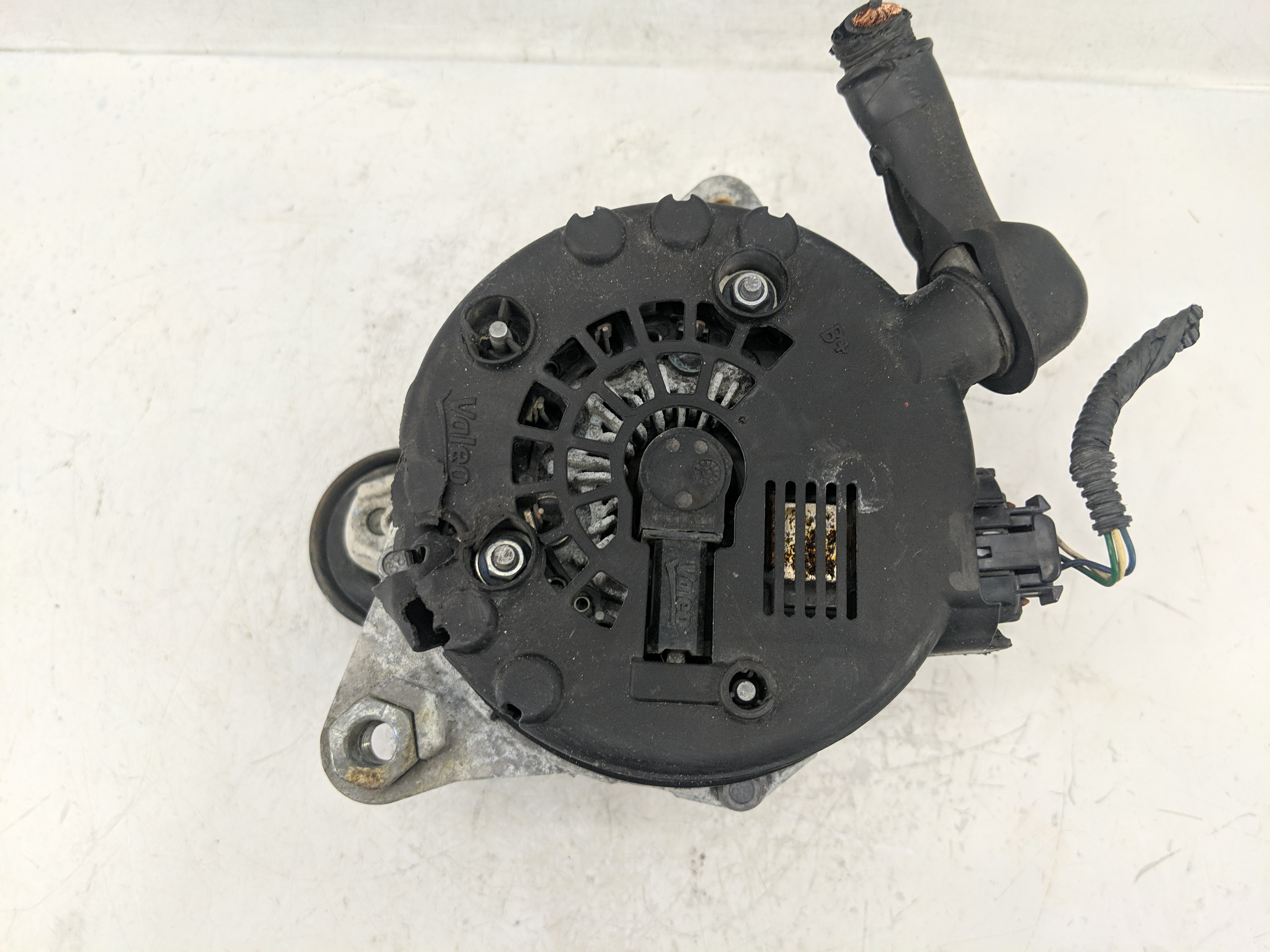 Picture of 2016 Hyundai Tucson Alternator Generator Charging Assembly Engine Oem 1223029