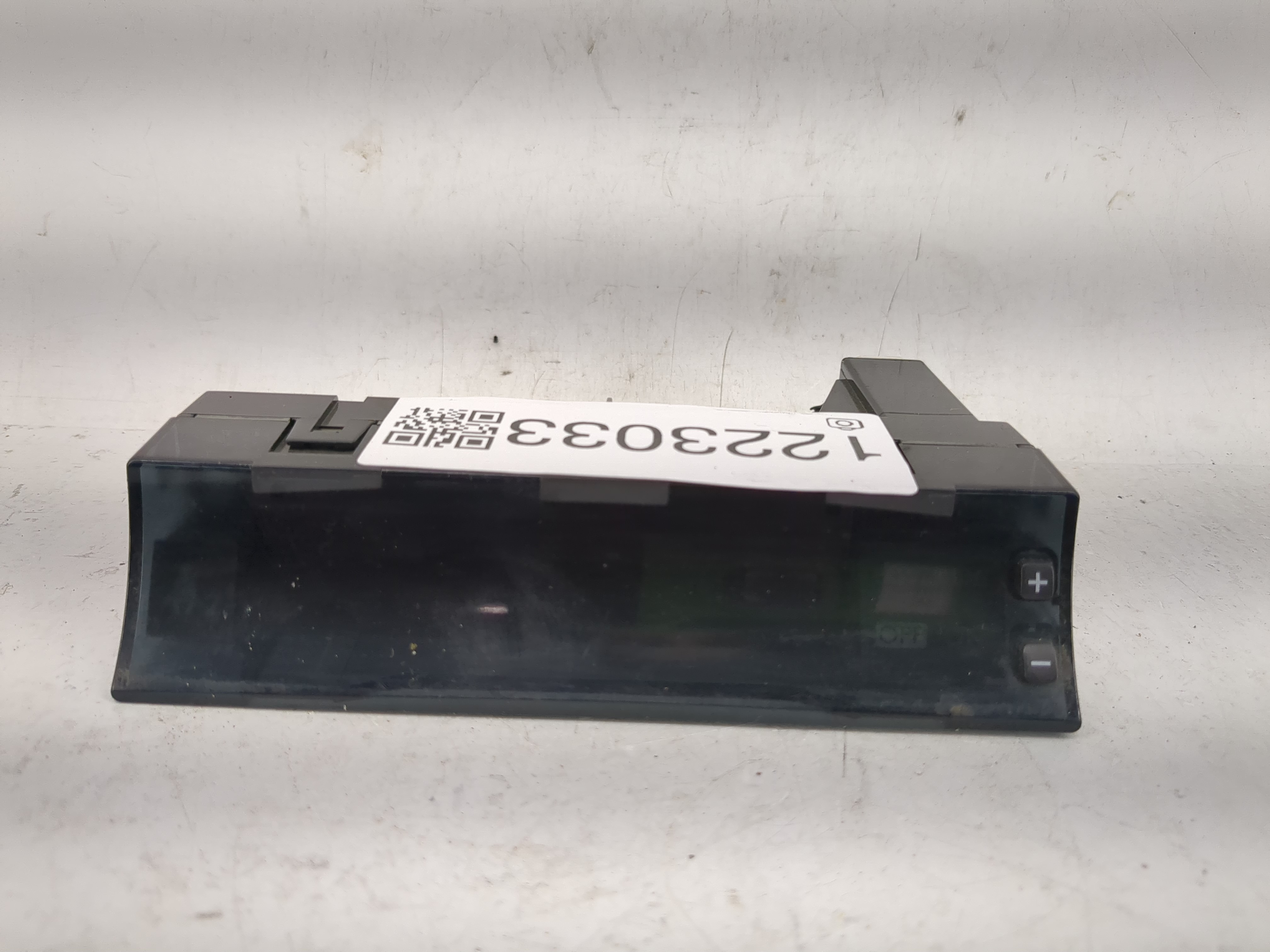2012-2013 Subaru Forester Information Display Screen 1223033 - Oemusedautoparts1.com