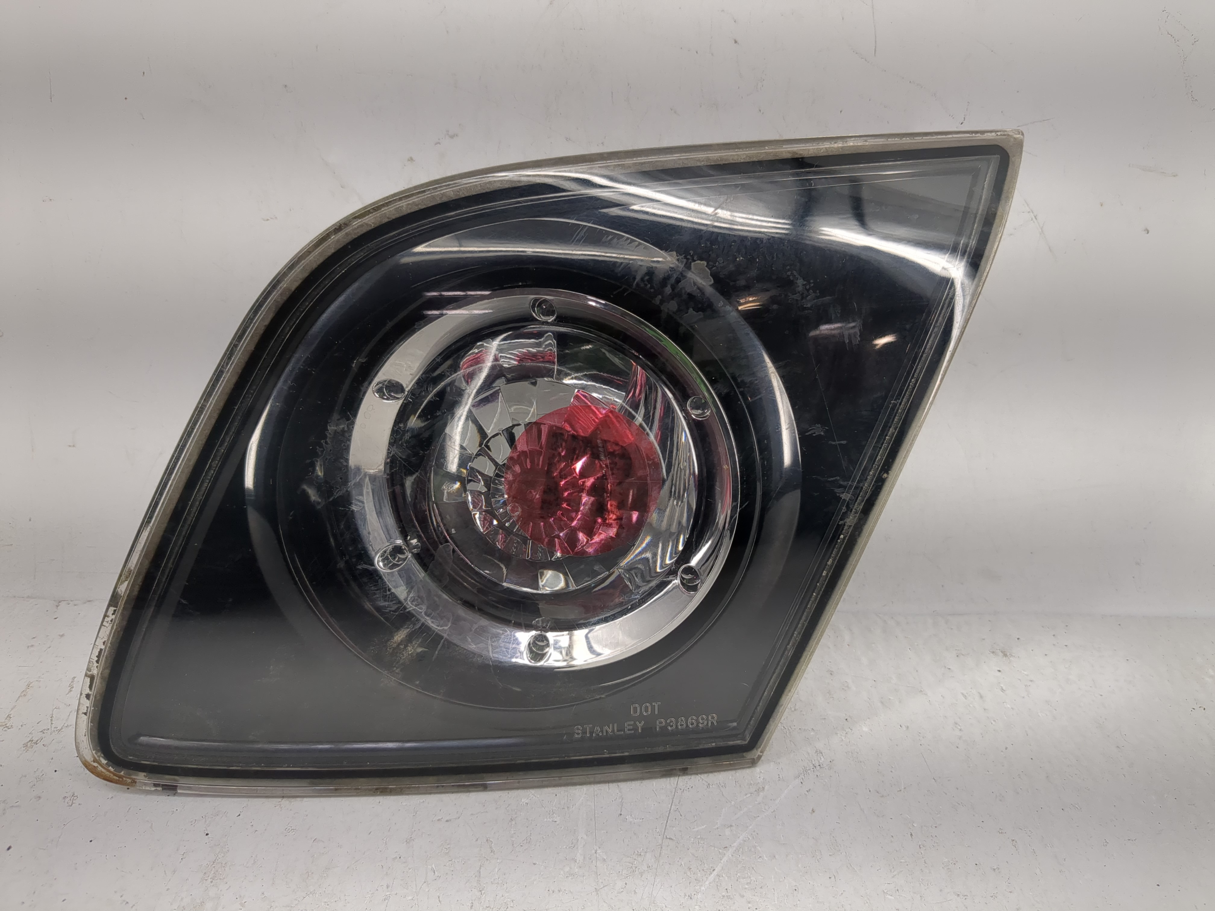 2004-2006 Mazda 3 Passenger Right Side Tail Light Taillight Oem 1223070 - Oemusedautoparts1.com