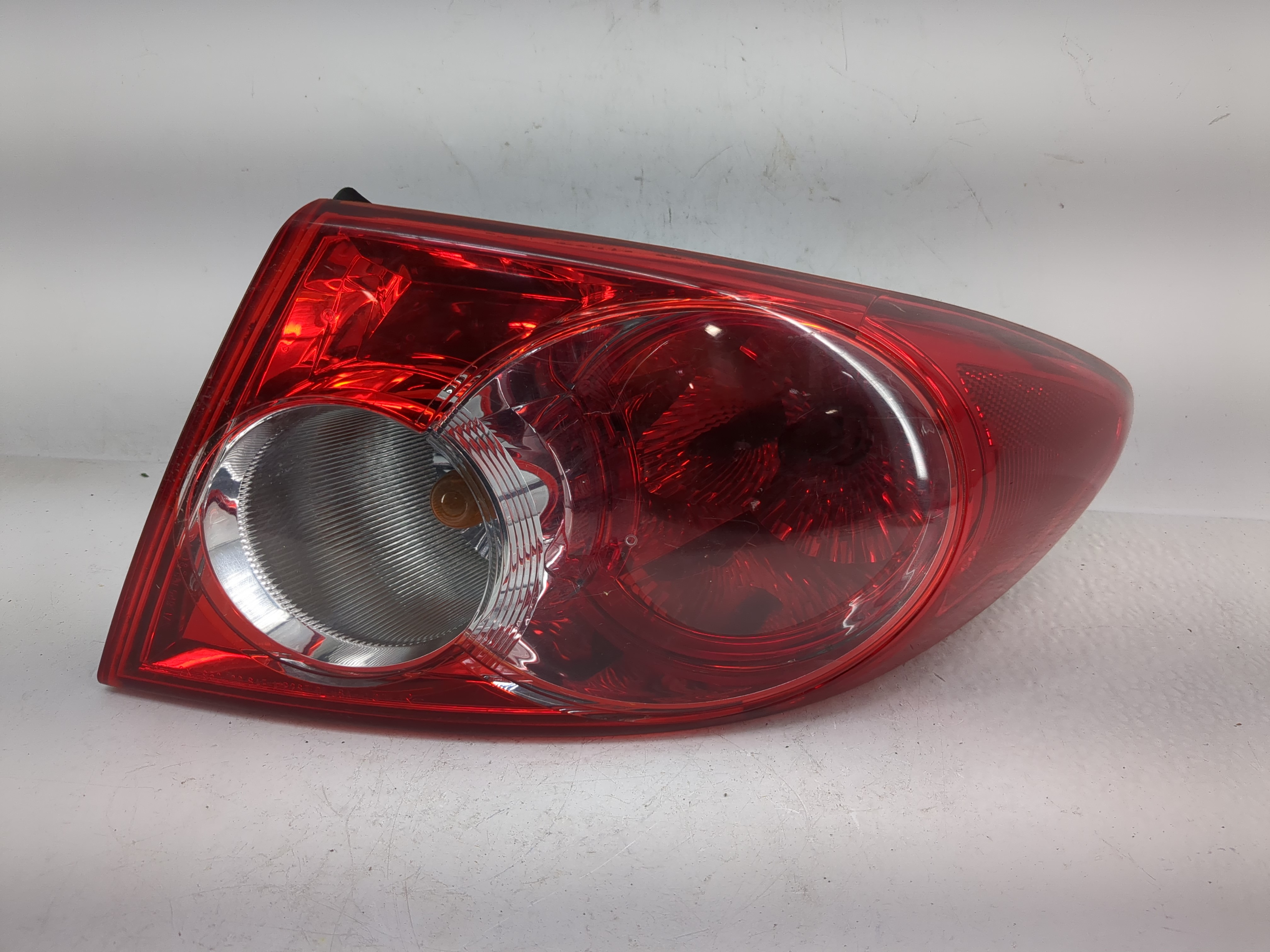 2003-2005 Mazda 6 Passenger Right Side Tail Light Taillight Oem 1223073 - Oemusedautoparts1.com
