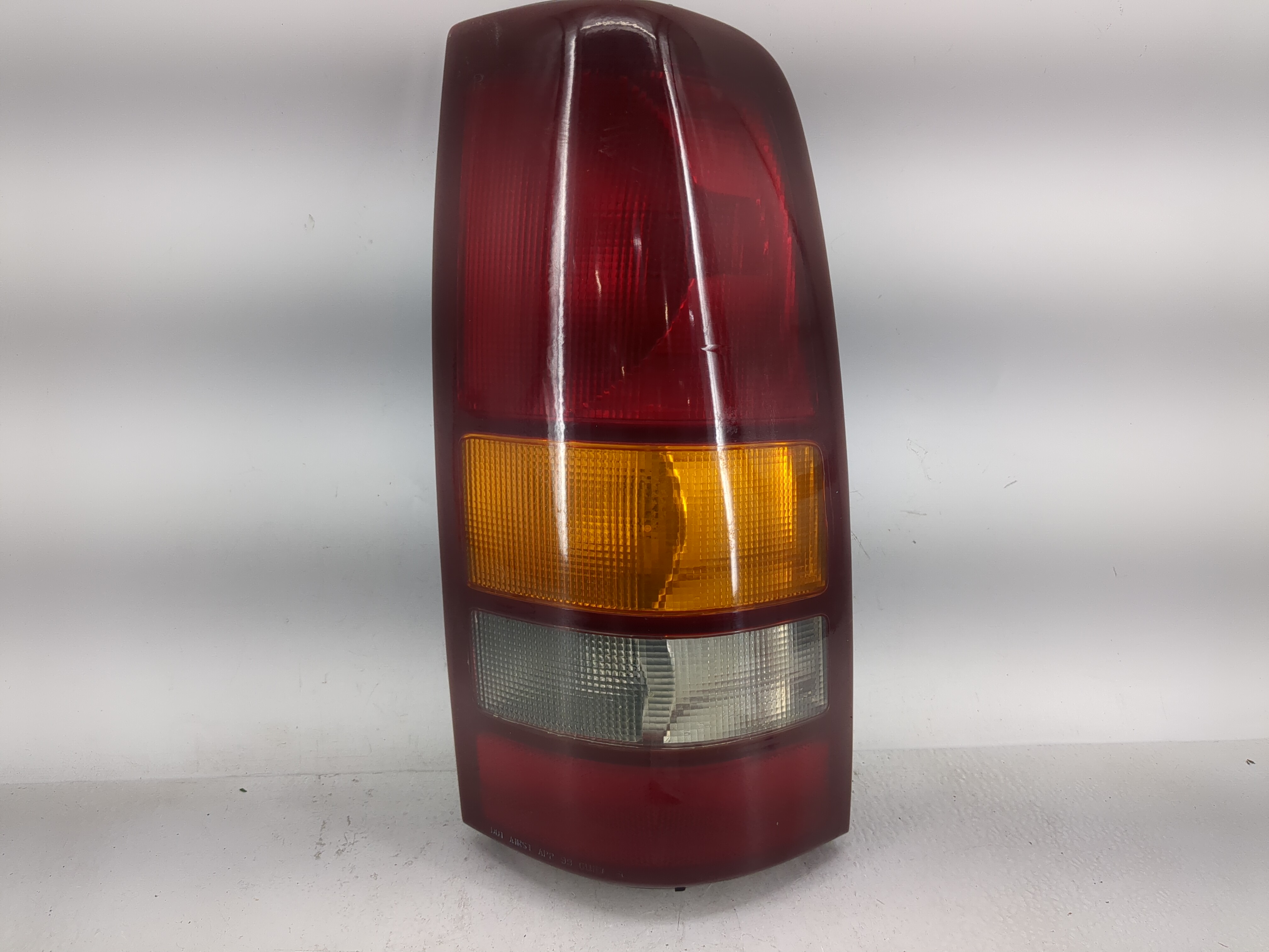 1999 Chevrolet Silverado 1500 Passenger Right Side Tail Light Taillight Oem 1223074 - Oemusedautoparts1.com