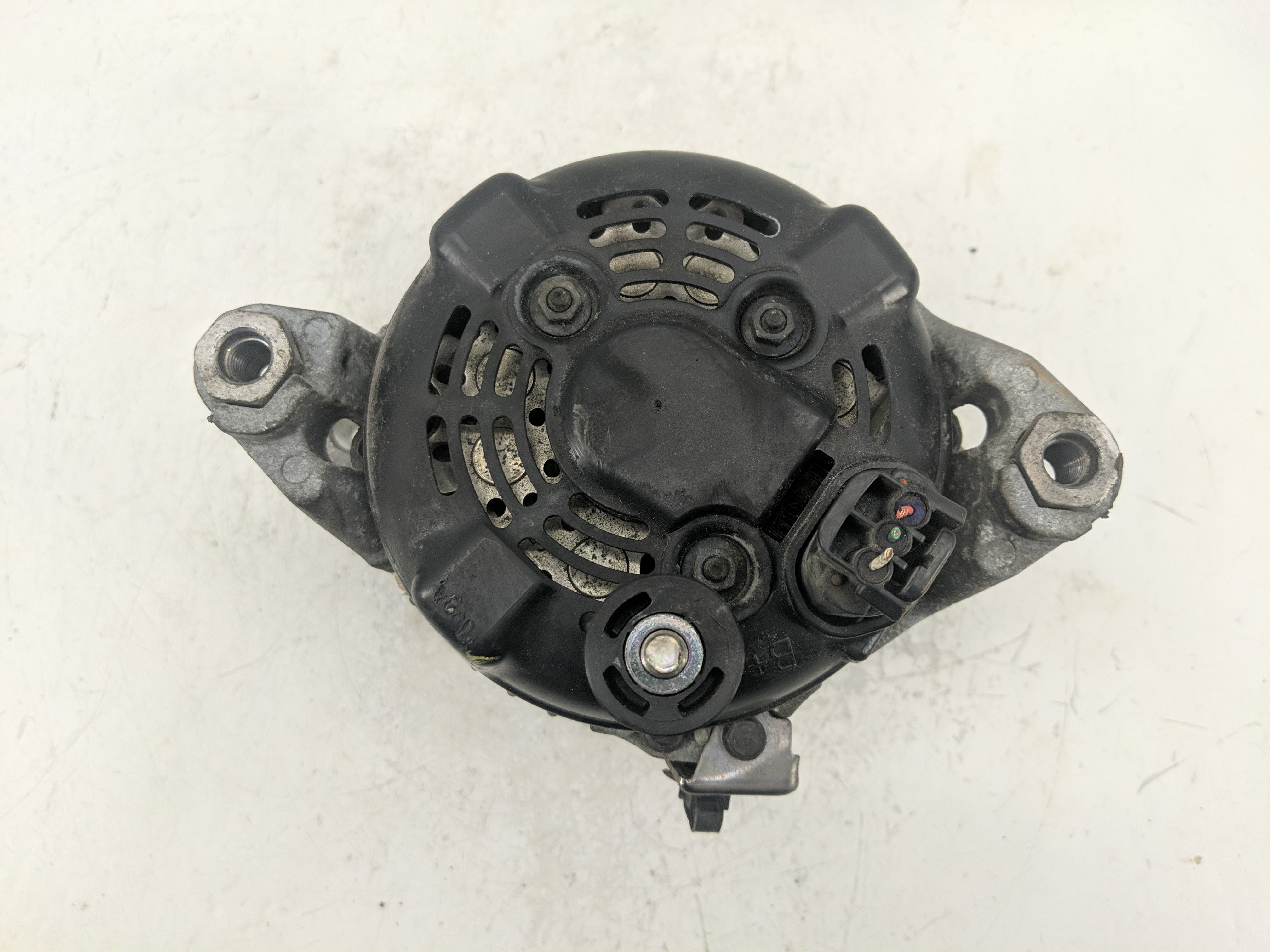 Picture of 2019 Hyundai Santa Fe Alternator Generator Charging Assembly Engine Oem 1223077