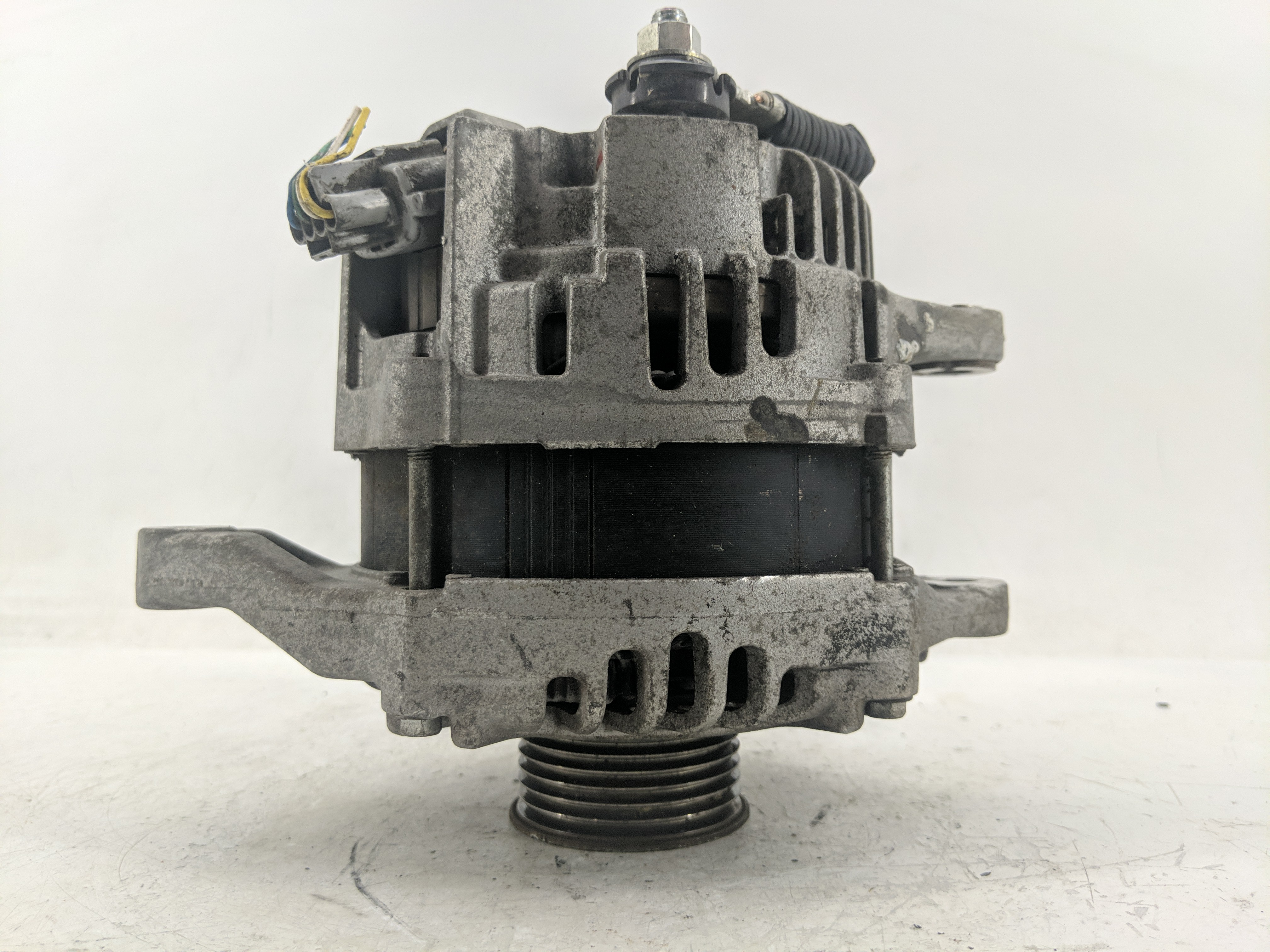 Picture of 2011 Mitsubishi Outlander Alternator Generator Charging Assembly Engine Oem 1223102