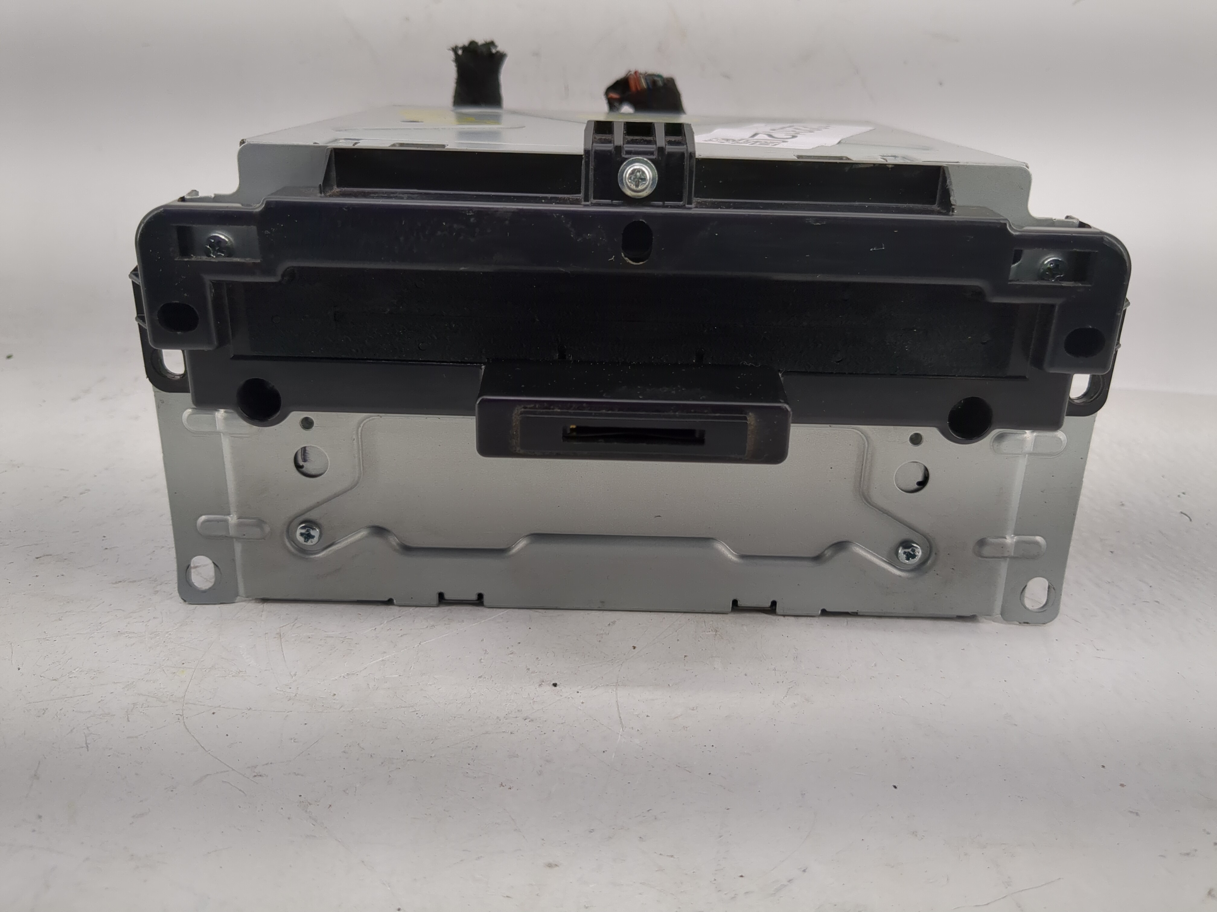 Picture of 2013 Chrysler 300 Am Fm Cd Player Radio Receiver 1223120