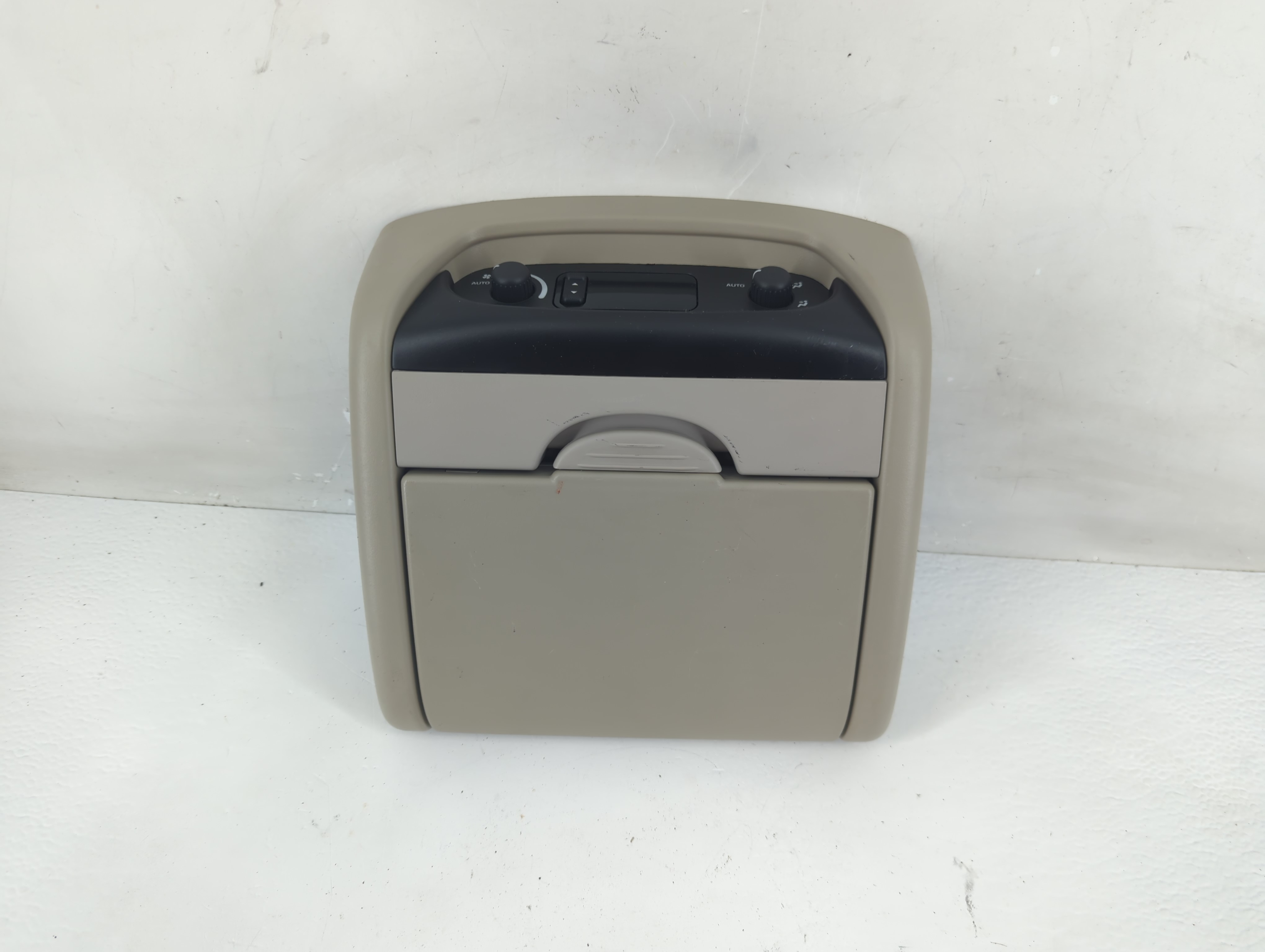 2007-2007 Dodge Caravan Information Display Screen 1223143 - Oemusedautoparts1.com