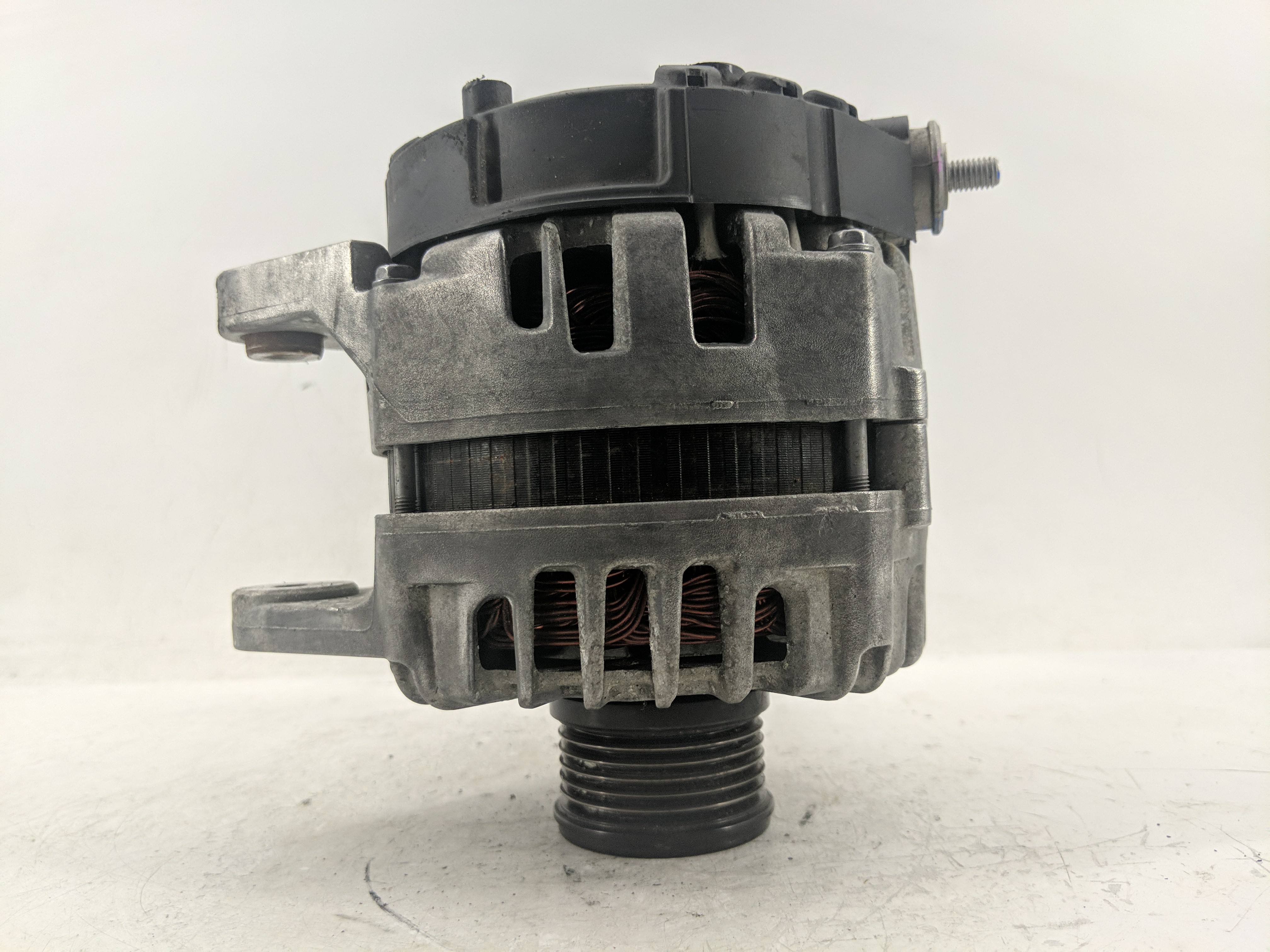 Picture of 2019 Infiniti Qx50 Alternator Generator Charging Assembly Engine Oem 1223149