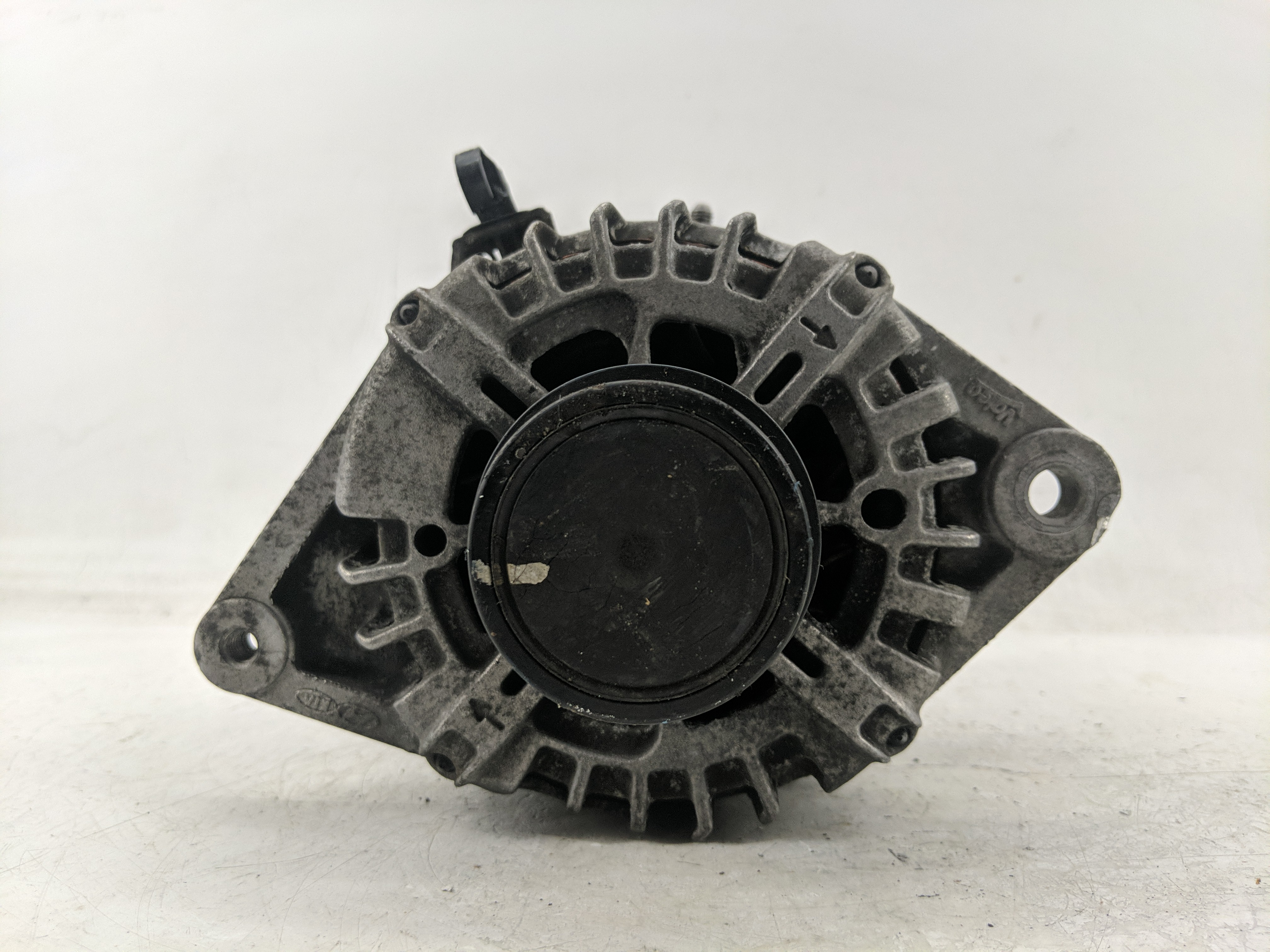 Picture of 2016 Hyundai Tucson Alternator Generator Charging Assembly Engine Oem 1223179